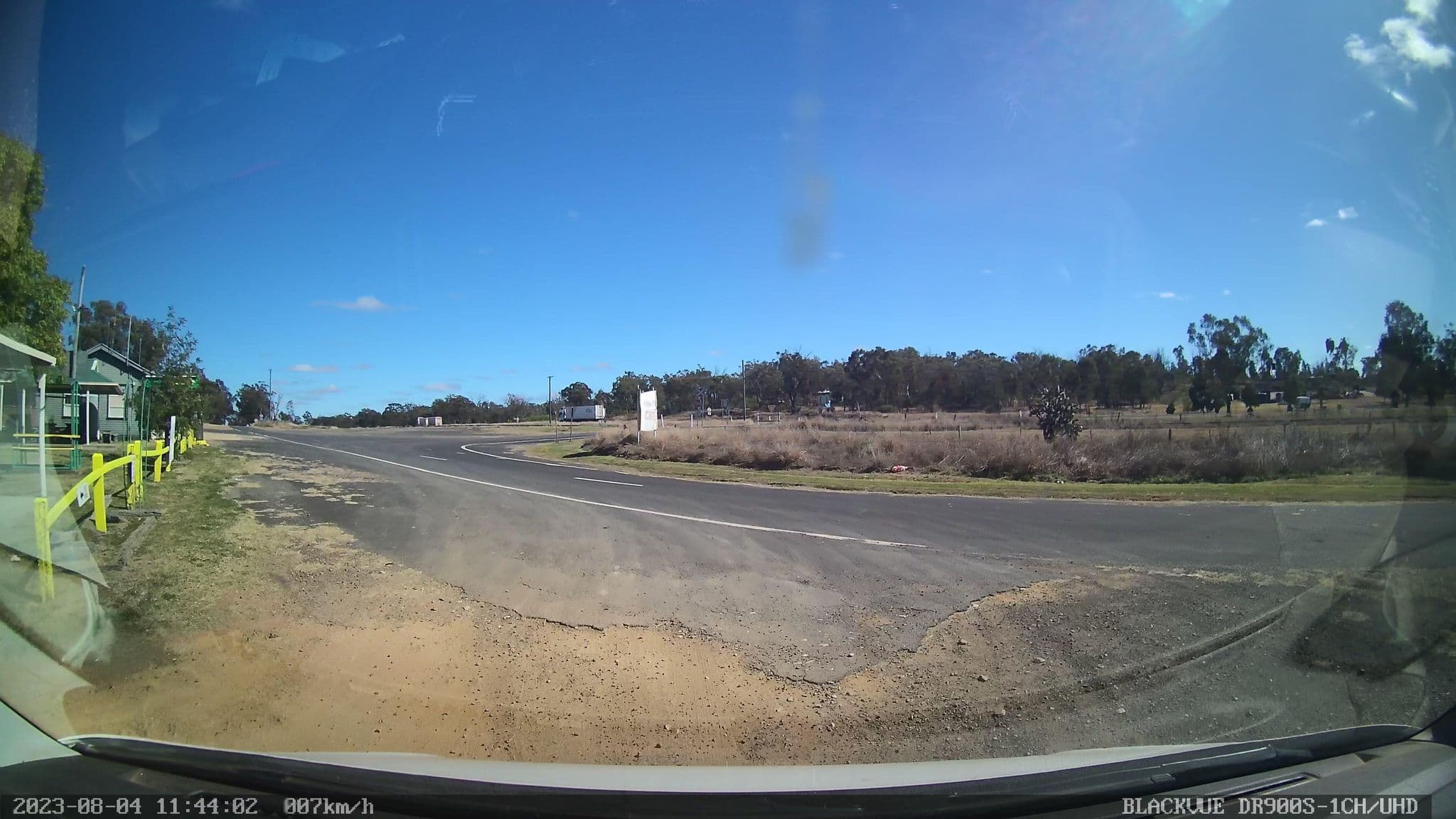 Street view near Oman Ama Rest Area, Millmerran — © bob3bob3 (CC BY-SA · Mapillary)