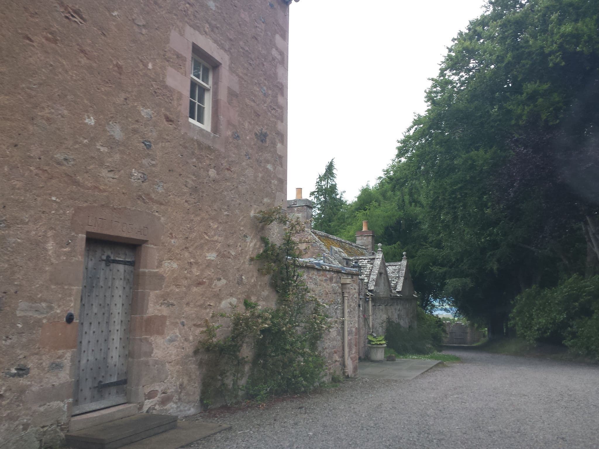 Street view near Dalcross Castle, Culloden — © rudolfmayer (CC BY-SA · Mapillary)