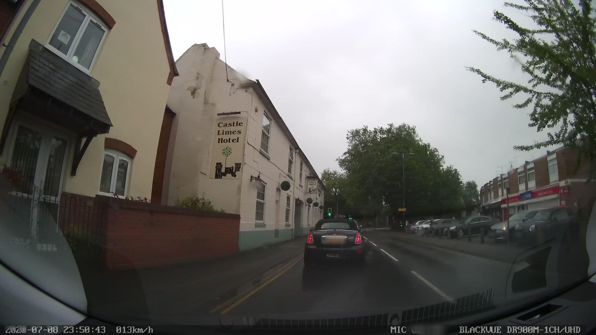 Street view near Castle Limes Hotel, Warwick — © adam2 (CC BY-SA · Mapillary)