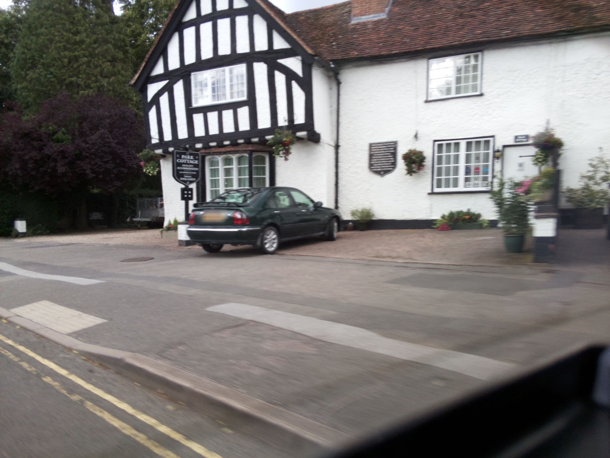 Street view near Park Cottage, Warwick — © southglos (CC BY-SA · Mapillary)