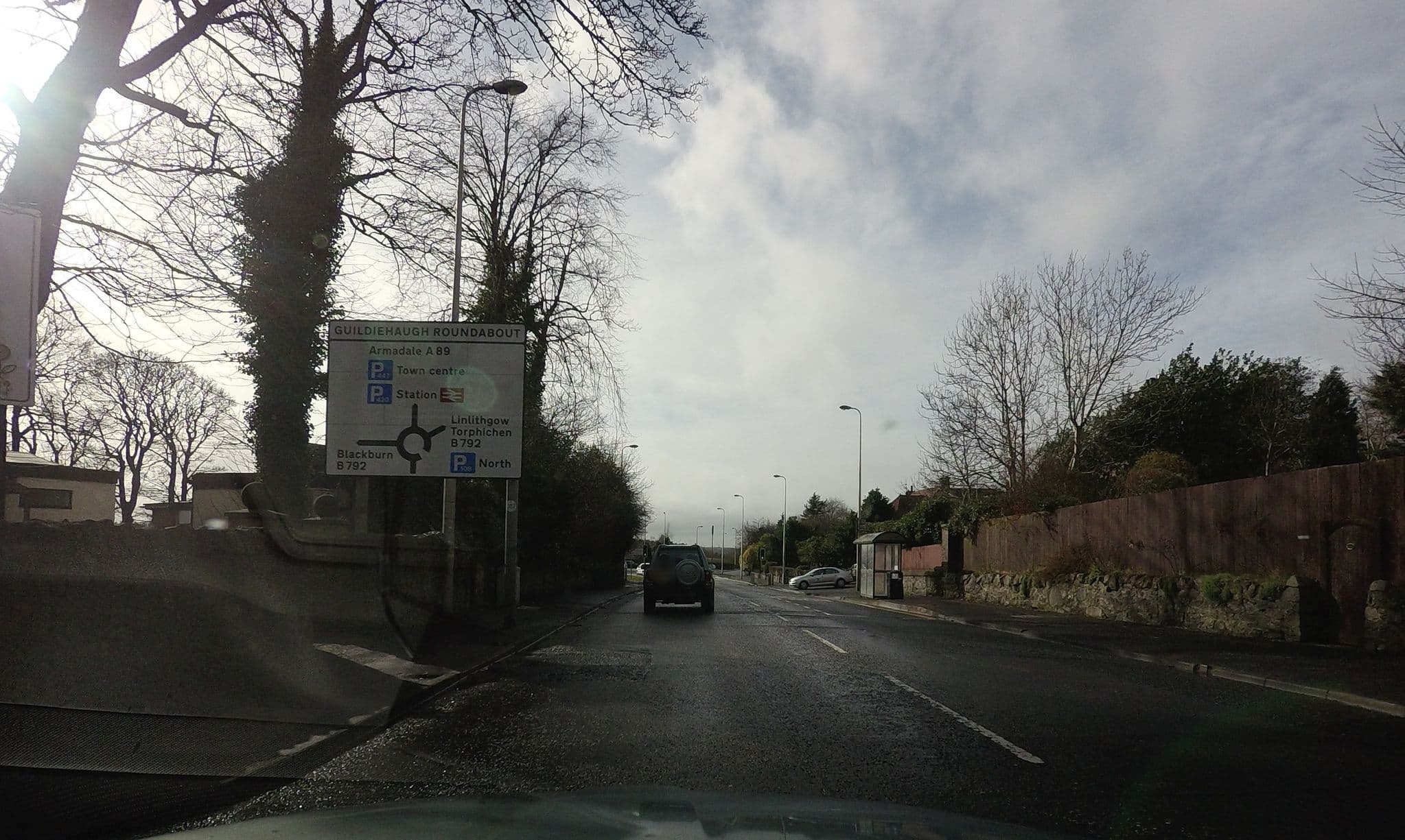 Street view near Kaim Park Hotel, Bathgate — © hobgoblin (CC BY-SA · Mapillary)