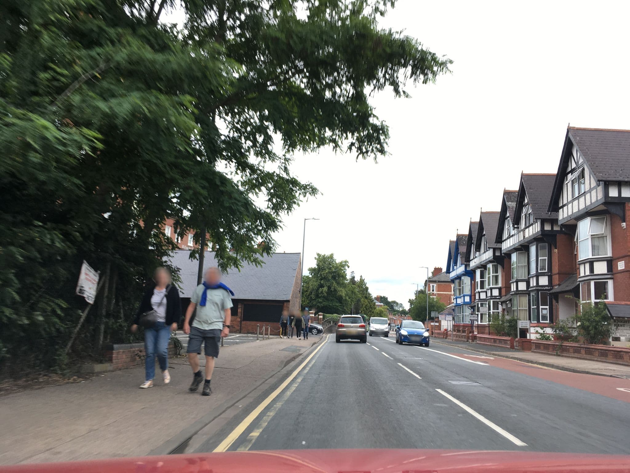 Street view near Knight Rest, Worcester — © southglos (CC BY-SA · Mapillary)