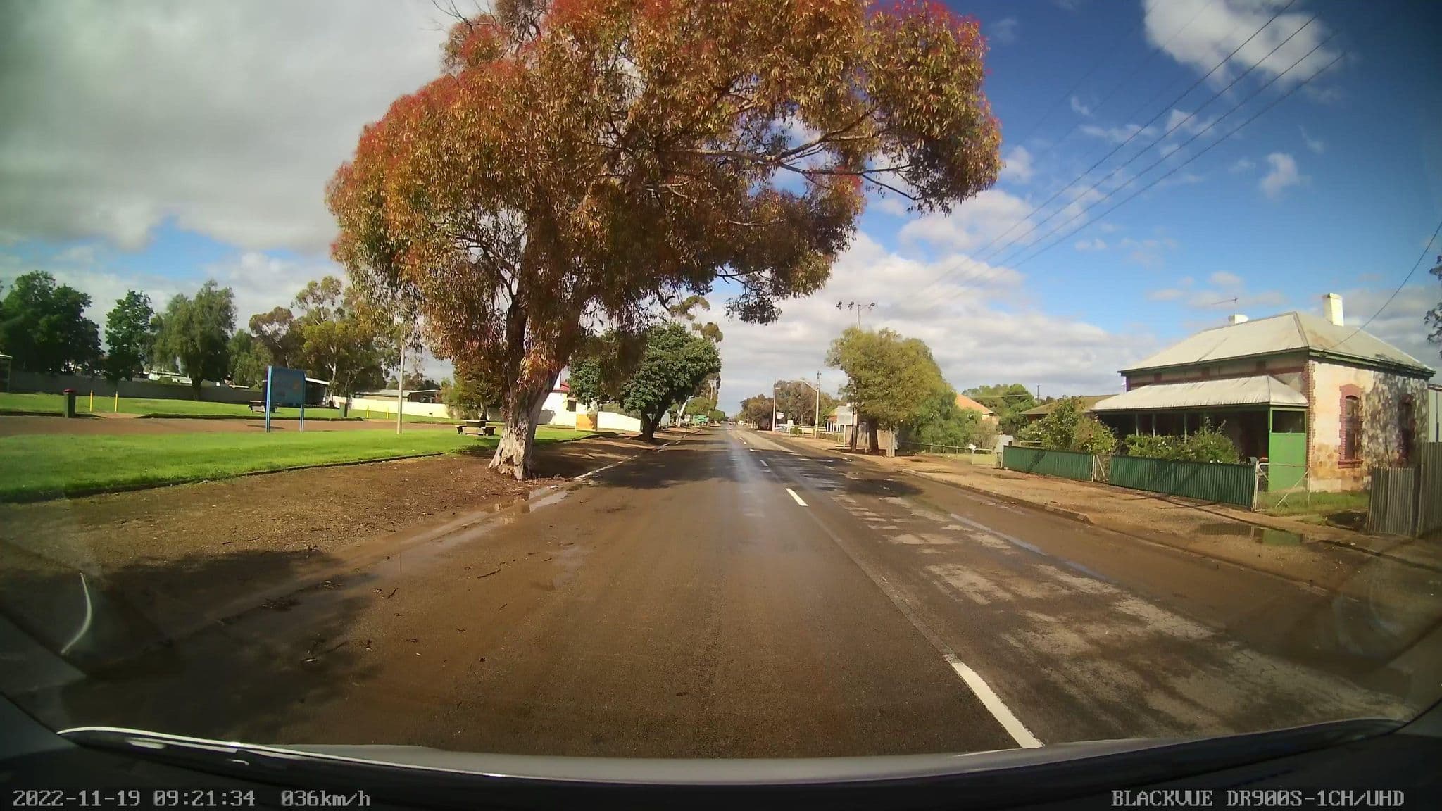Street view near Peterborough Lions Park, Peterborough — © bob3bob3 (CC BY-SA · Mapillary)