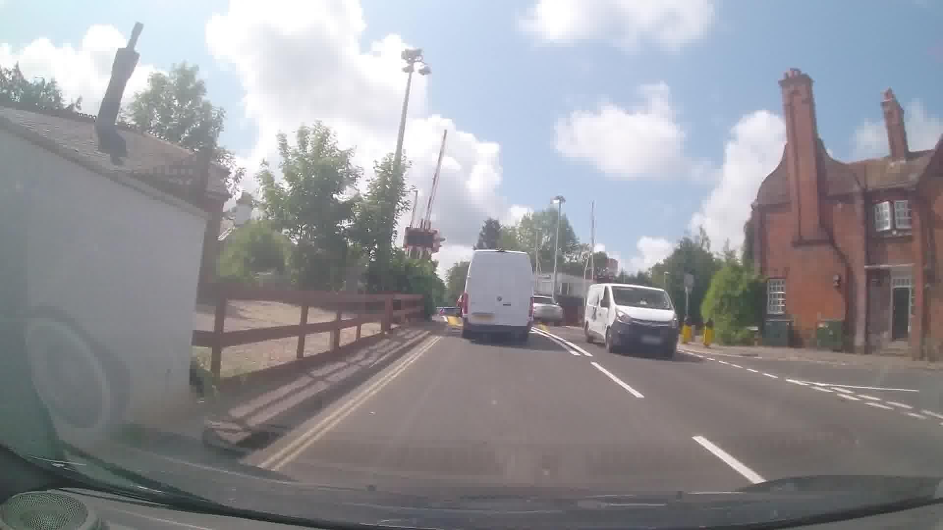 Street view near Crossings Cottage Bed & Breakfast, Brockenhurst — © trigpoint (CC BY-SA · Mapillary)