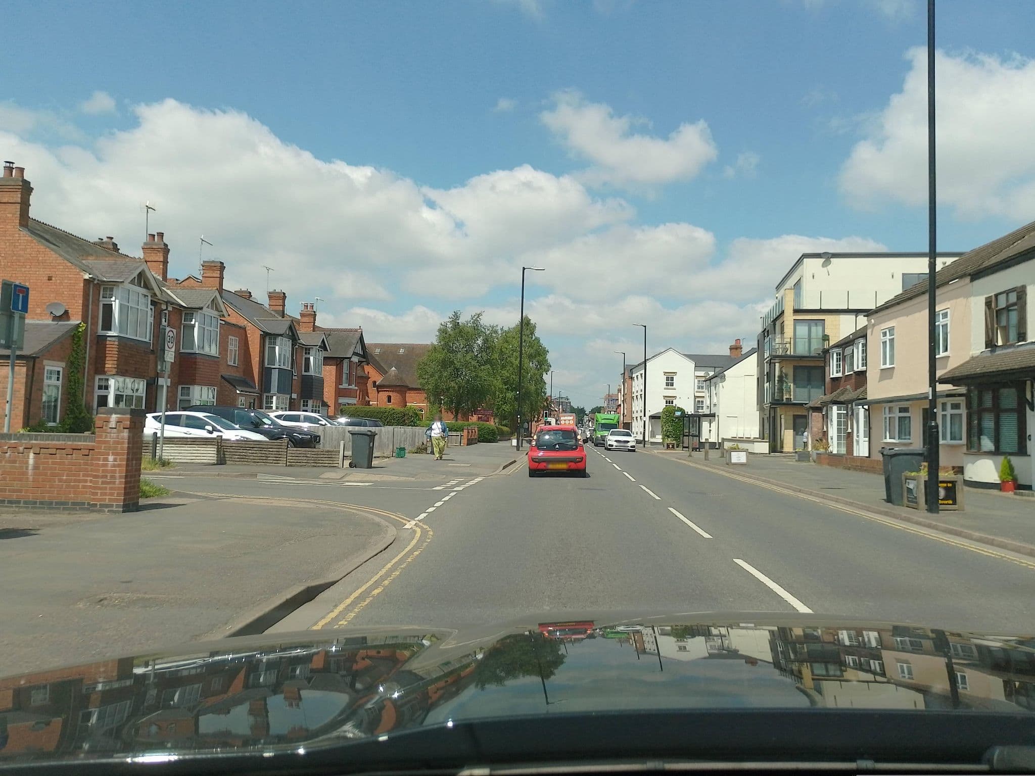Street view near The Peacock, Kenilworth — © laye (CC BY-SA · Mapillary)