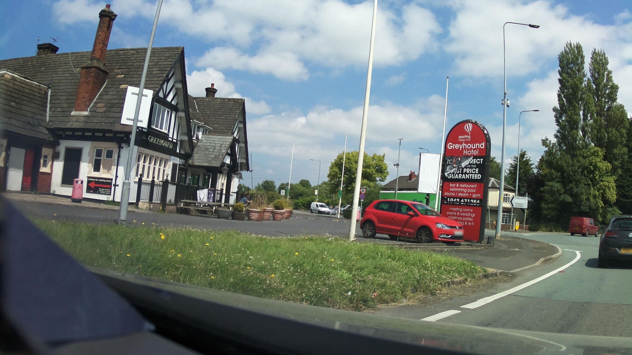 Street view near The Greyhound Hotel, Glazebury — © southglos (CC BY-SA · Mapillary)