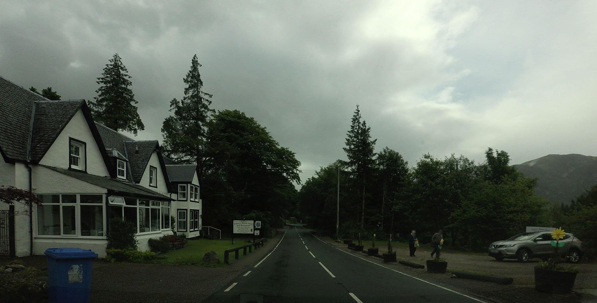 Street view near The Prince's House Hotel, Fort William