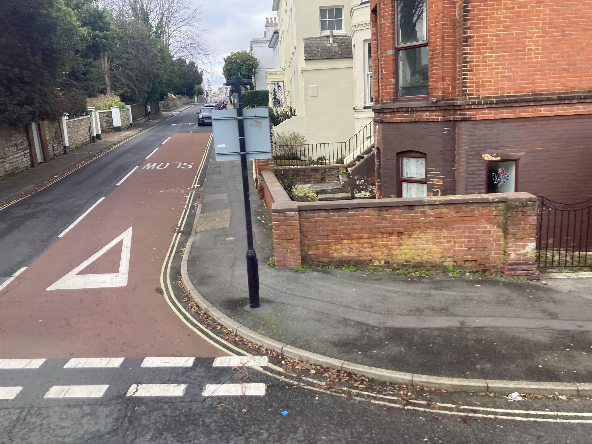 Street view near Dorset House Hotel, Ryde — © cjmalone (CC BY-SA · Mapillary)