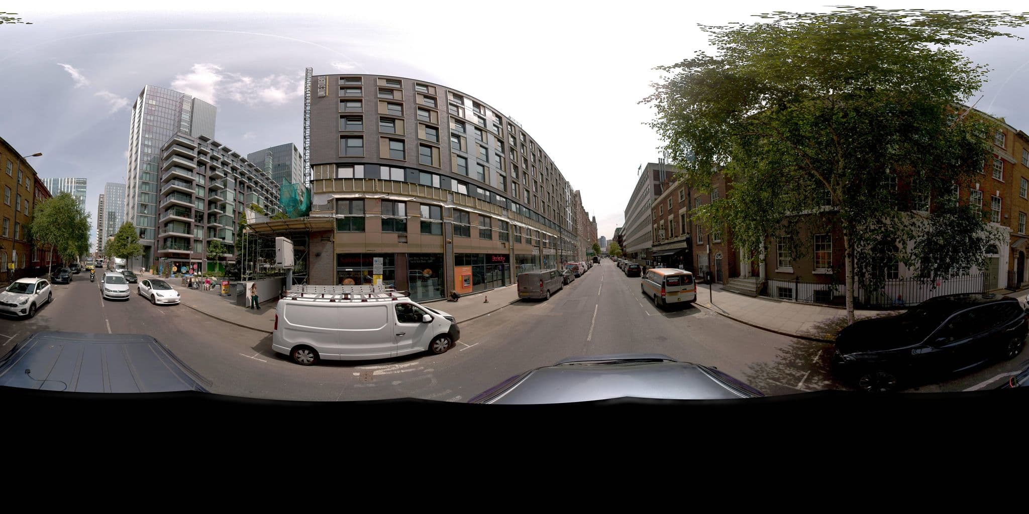 Street view near Premier Inn, Whitechapel — © jeffreymartin (CC BY-SA · Mapillary)