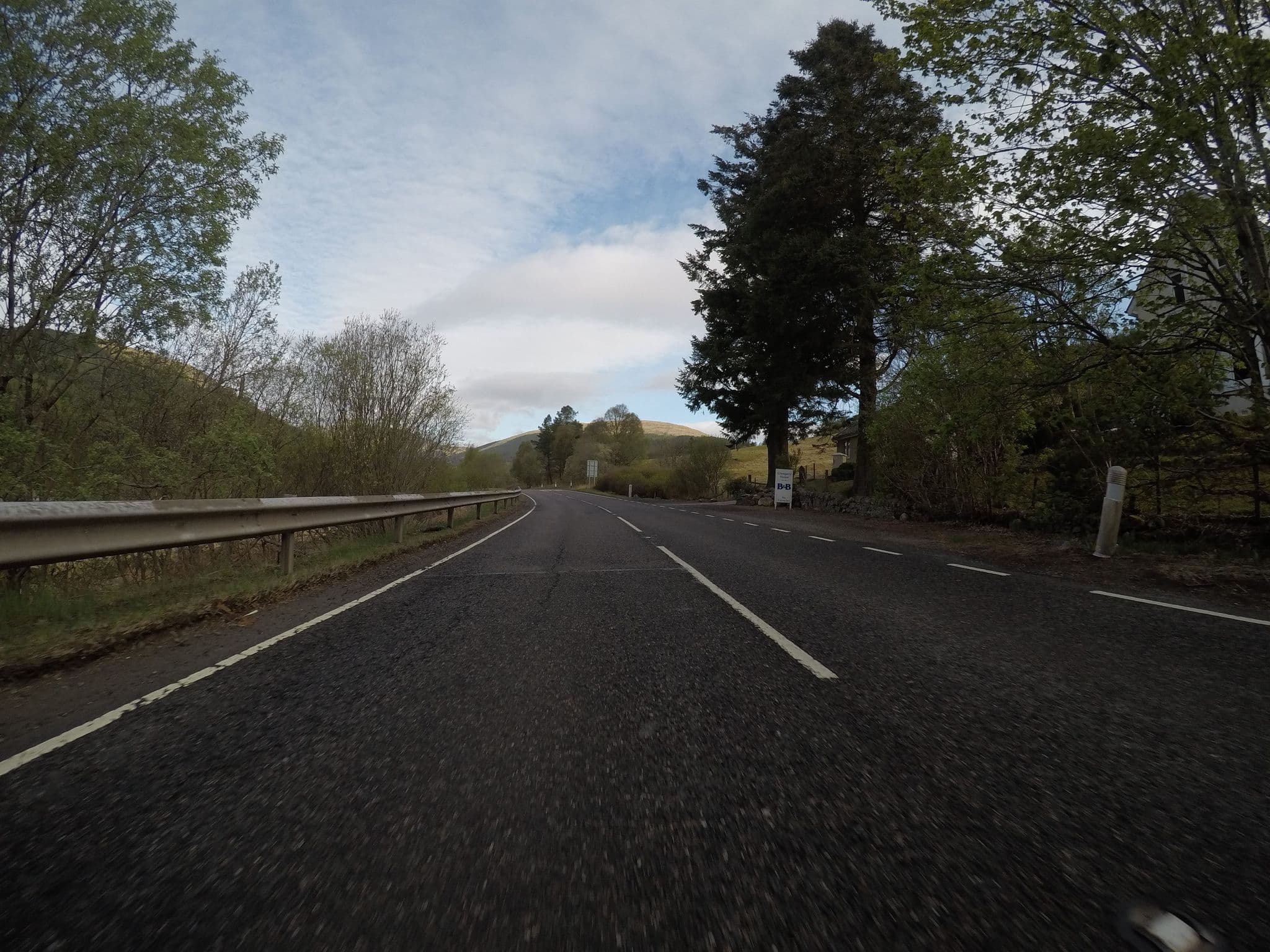 Street view near Glengarry House, Callander — © chrisbeddow (CC BY-SA · Mapillary)