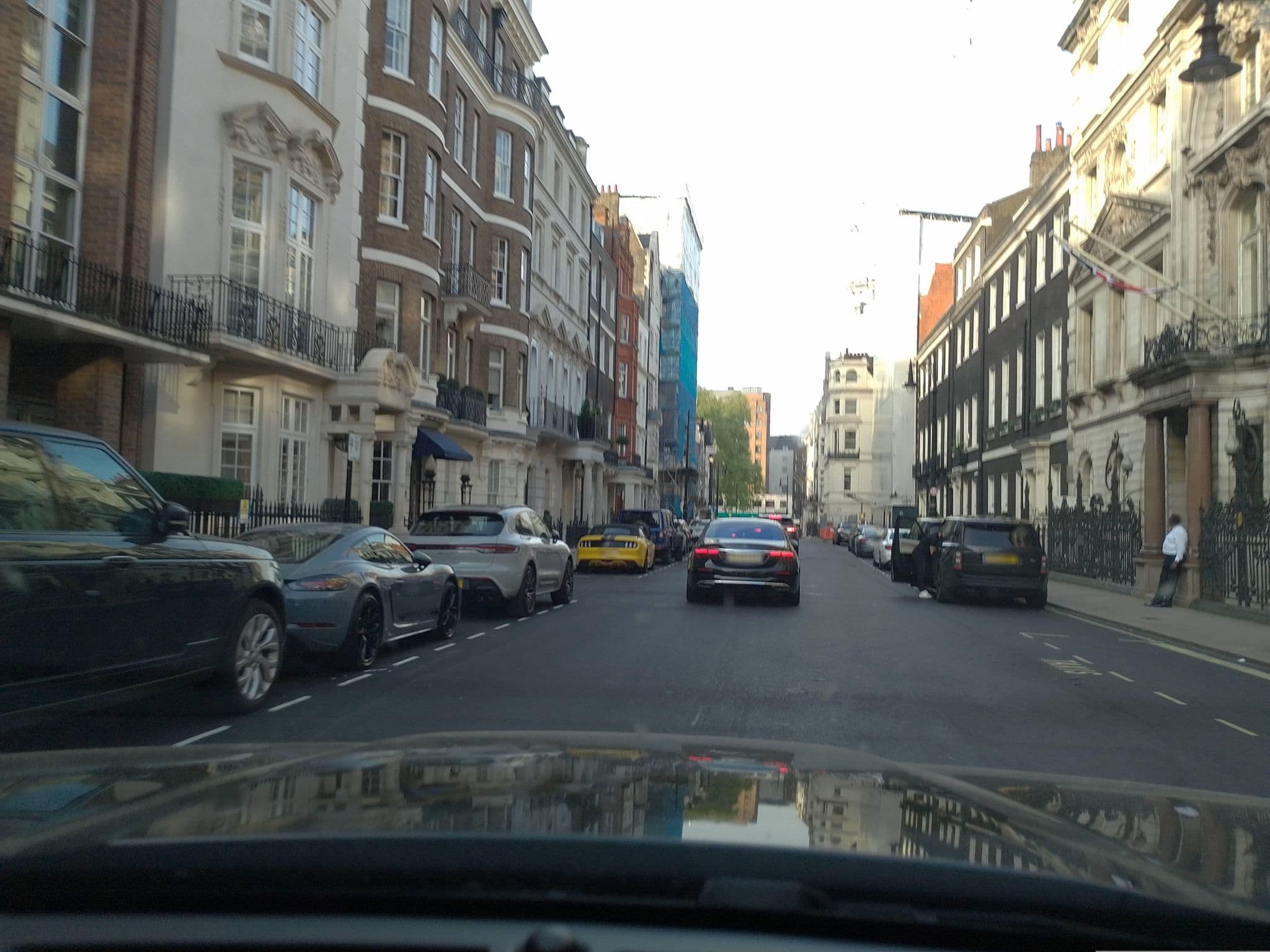 Street view near The Chesterfield Hotel, St James's — © laye (CC BY-SA · Mapillary)