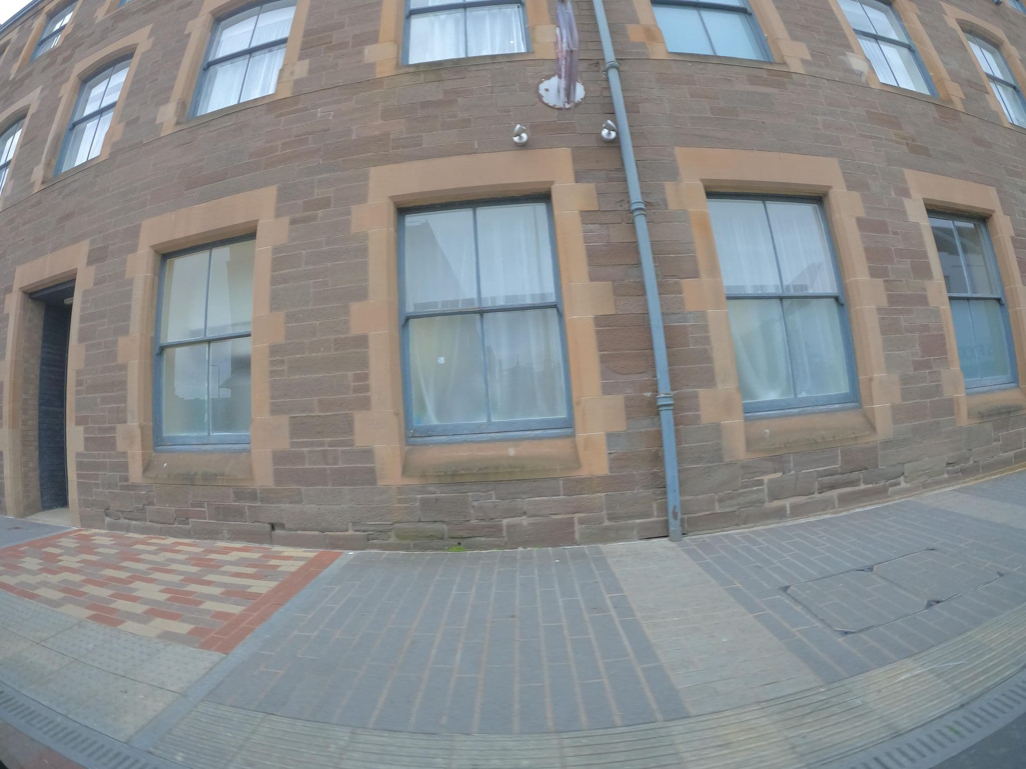 Street view near Premier Inn, Perth — © hobgoblin (CC BY-SA · Mapillary)