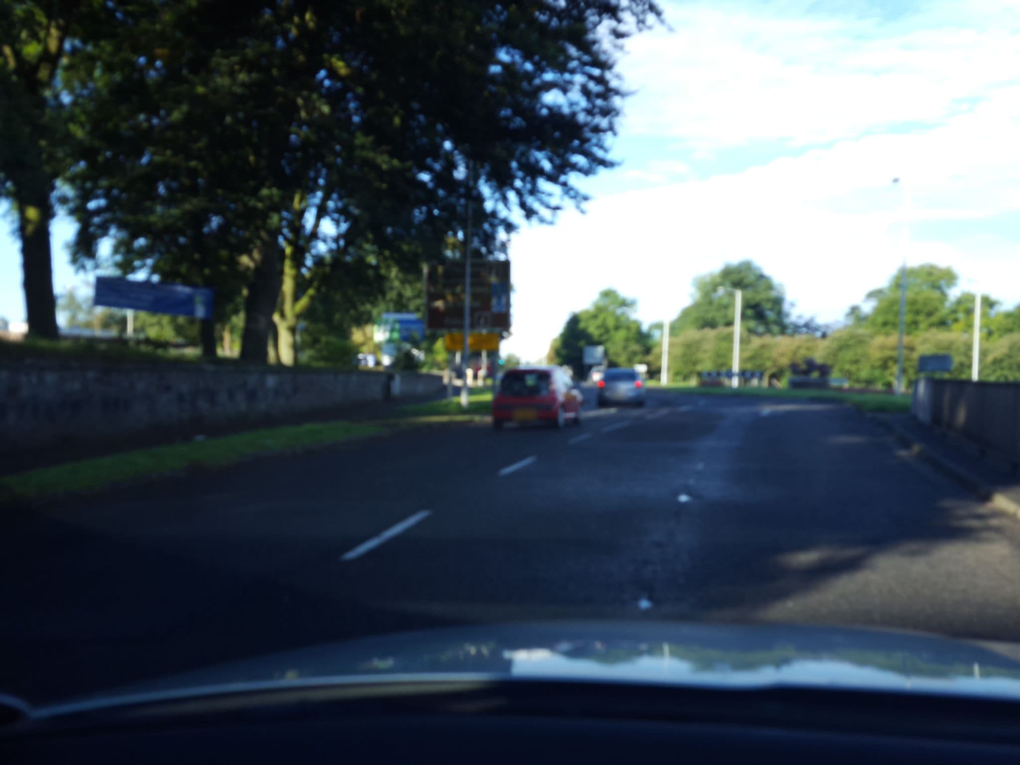 Street view near Holiday Inn Express, Townhill — © hobgoblin (CC BY-SA · Mapillary)