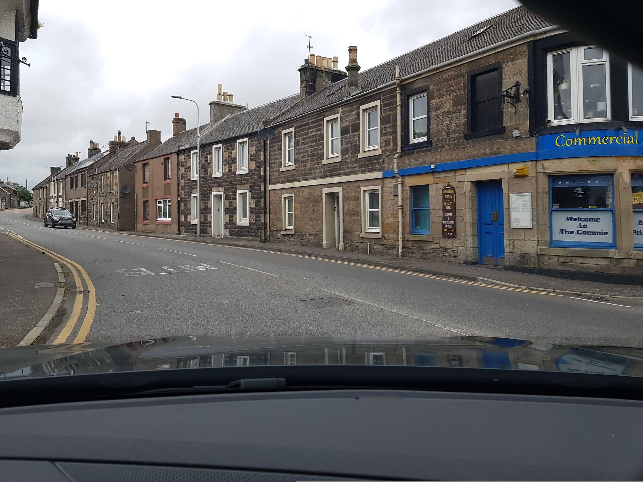 Street view near Ye Olde Hotel, Leuchars — © toho (CC BY-SA · Mapillary)