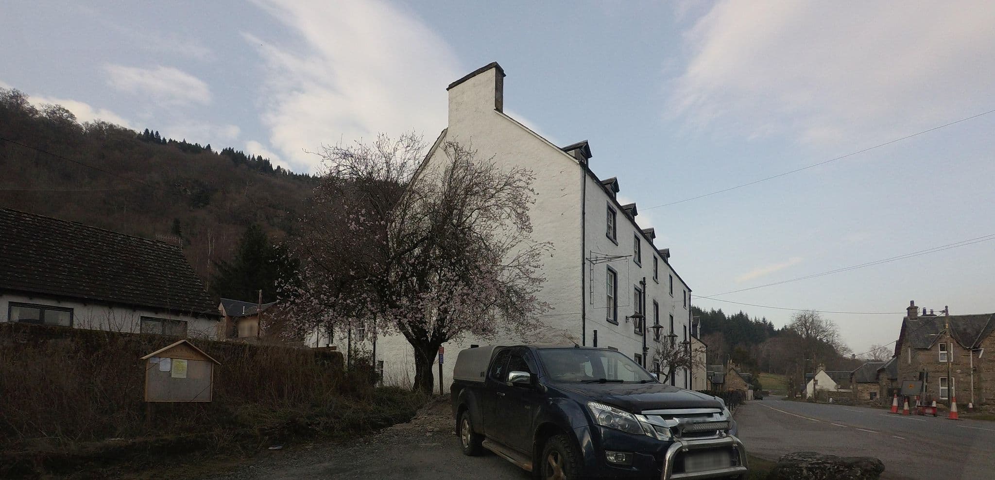 Street view near The Weem Inn, Aberfeldy — © hobgoblin (CC BY-SA · Mapillary)