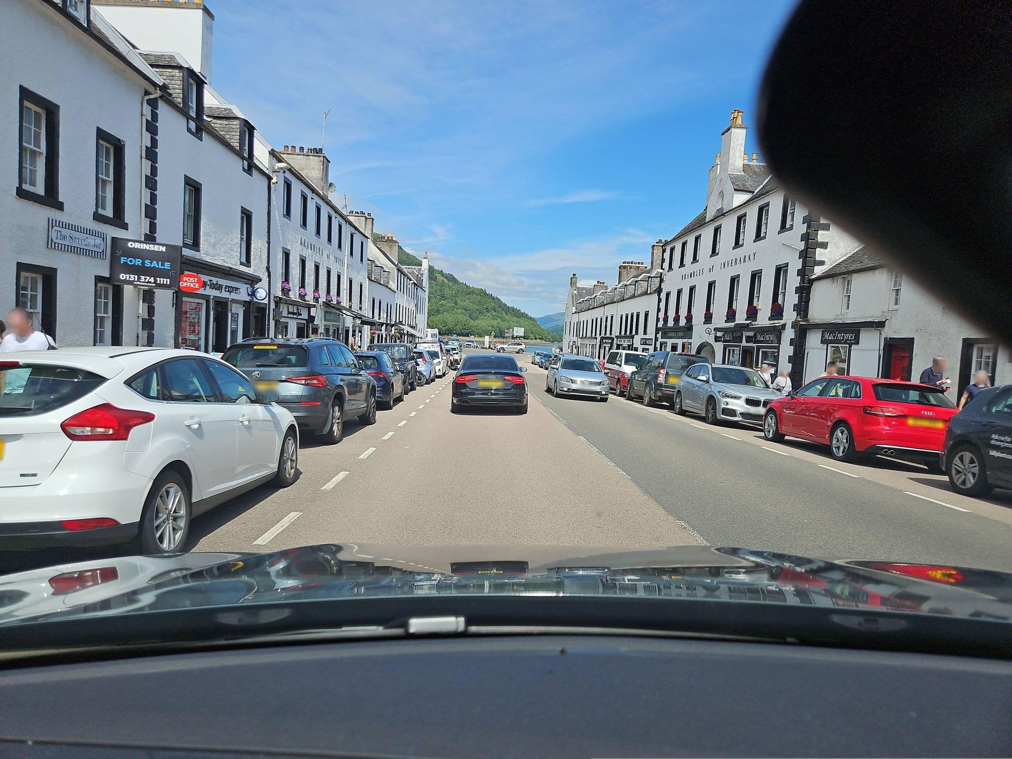 Street view near The George Hotel, Garelochhead — © toho (CC BY-SA · Mapillary)