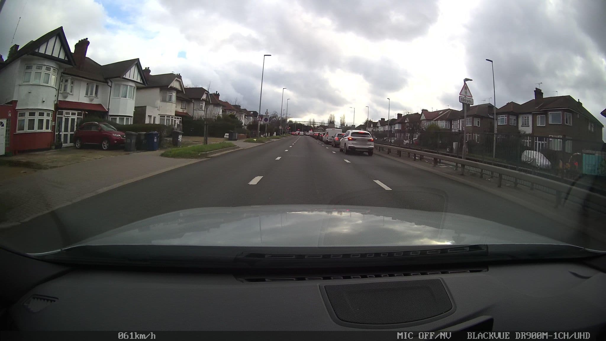 Street view near Palm Hotel, Cricklewood — © Semir_Mapillary (CC BY-SA · Mapillary)