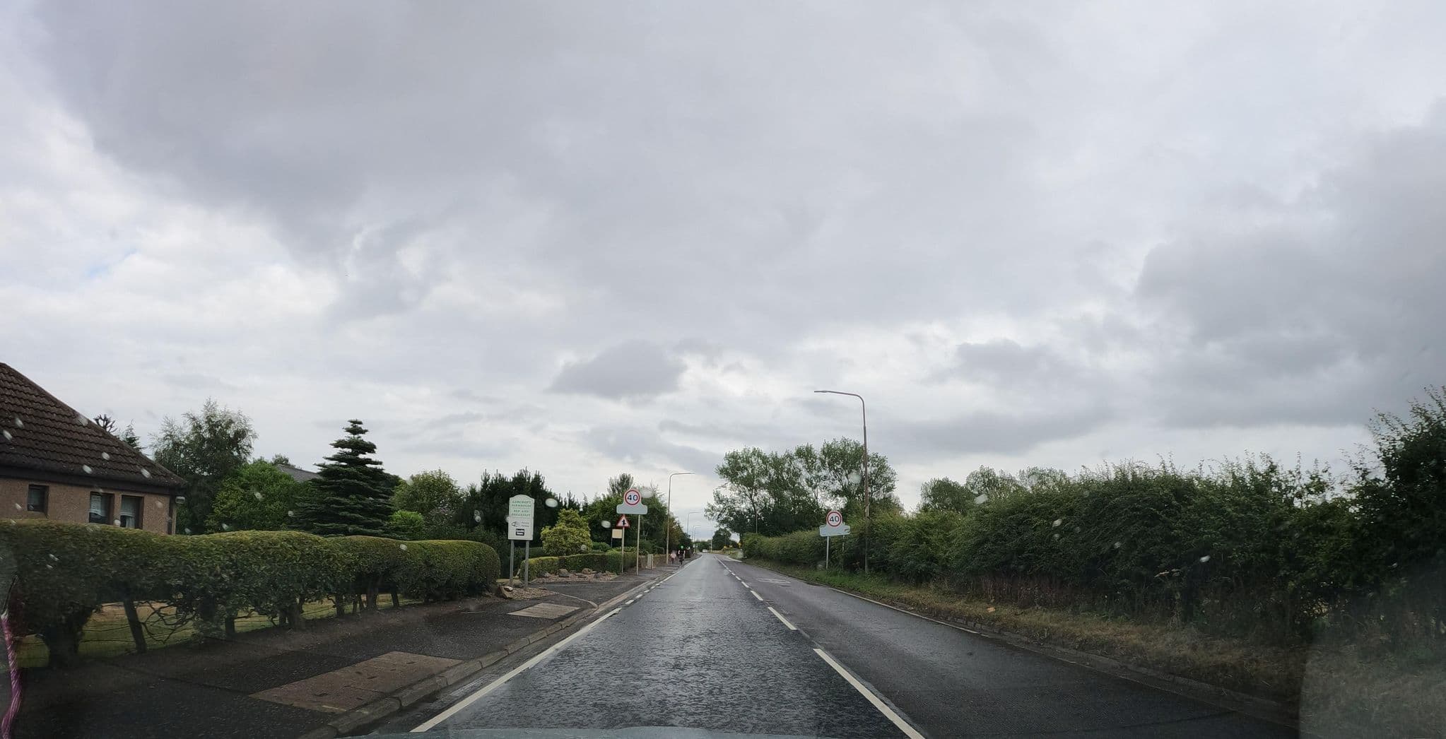 Street view near Ashcroft Farmhouse B&B, East Calder — © hobgoblin (CC BY-SA · Mapillary)