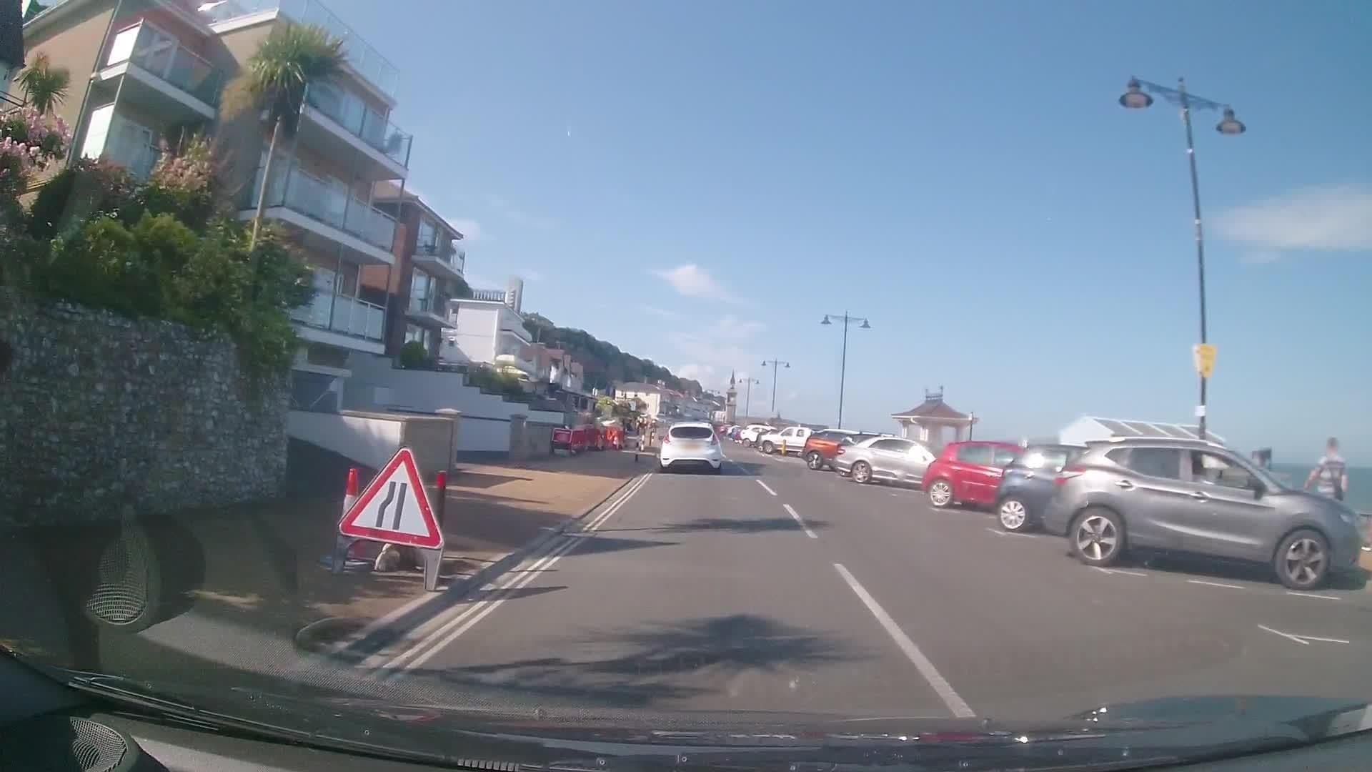 Street view near The Clifton, Shanklin — © trigpoint (CC BY-SA · Mapillary)