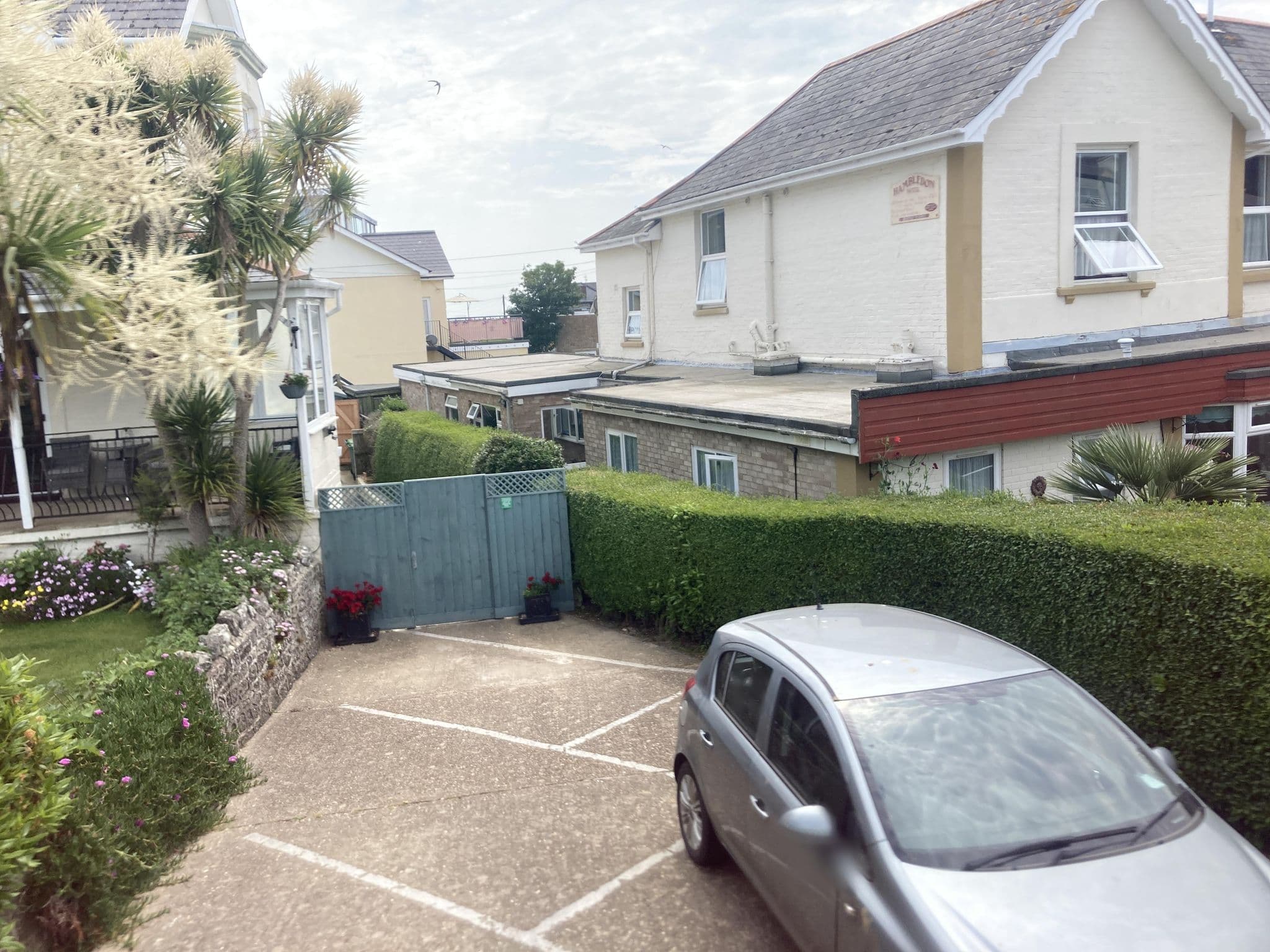 Street view near Appley, Shanklin — © cjmalone (CC BY-SA · Mapillary)