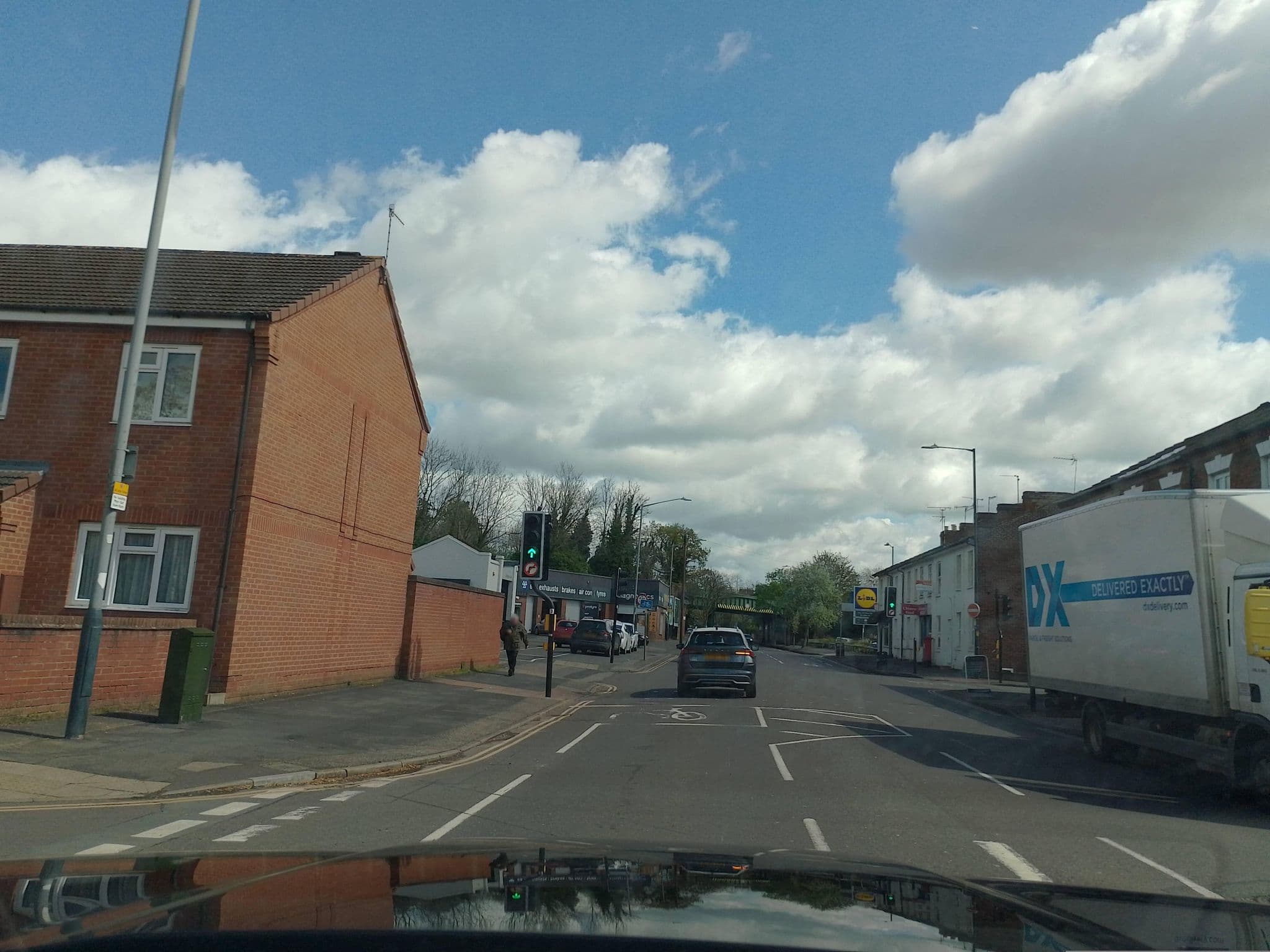 Street view near Cambridge Villa Hotel, Warwick — © laye (CC BY-SA · Mapillary)