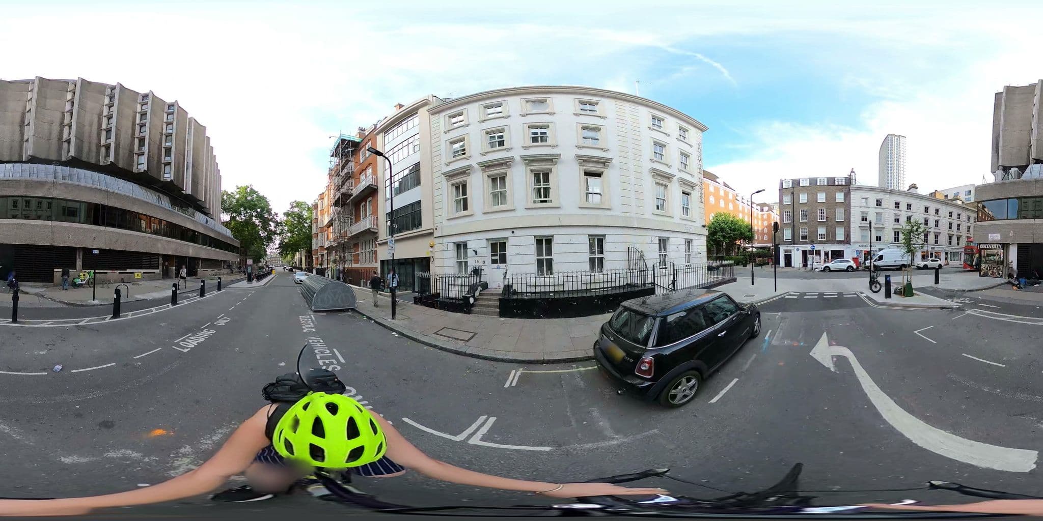Street view near Cheshire Hotel, Soho — © cernbyln (CC BY-SA · Mapillary)