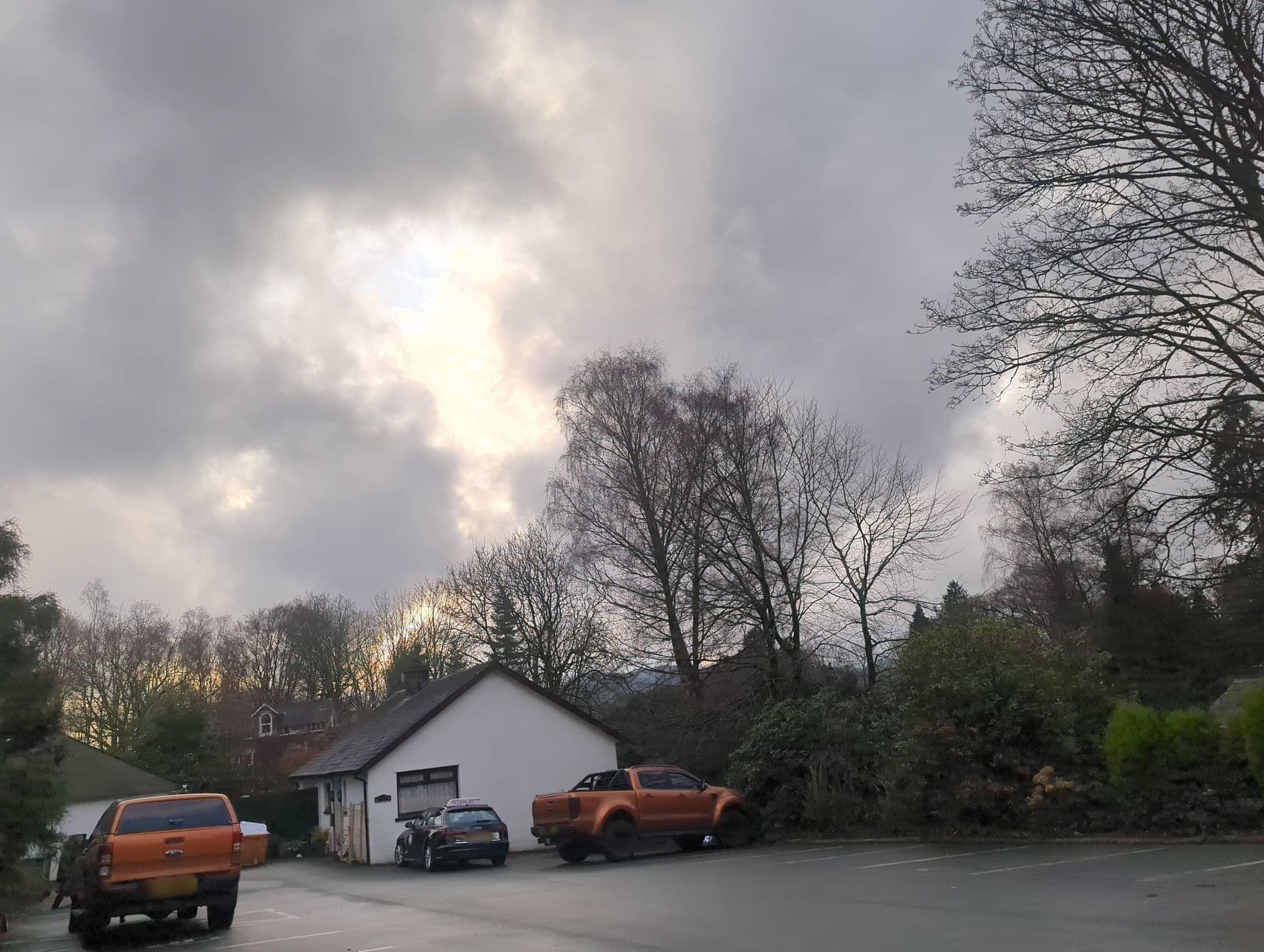 Street view near The Willowsmere, Windermere — © IpswichEdits (CC BY-SA · Mapillary)