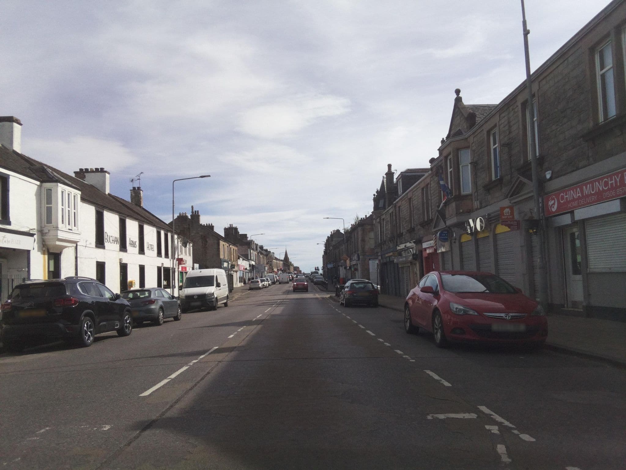 Street view near Buchan Arms Hotel, Broxburn — © southglos (CC BY-SA · Mapillary)