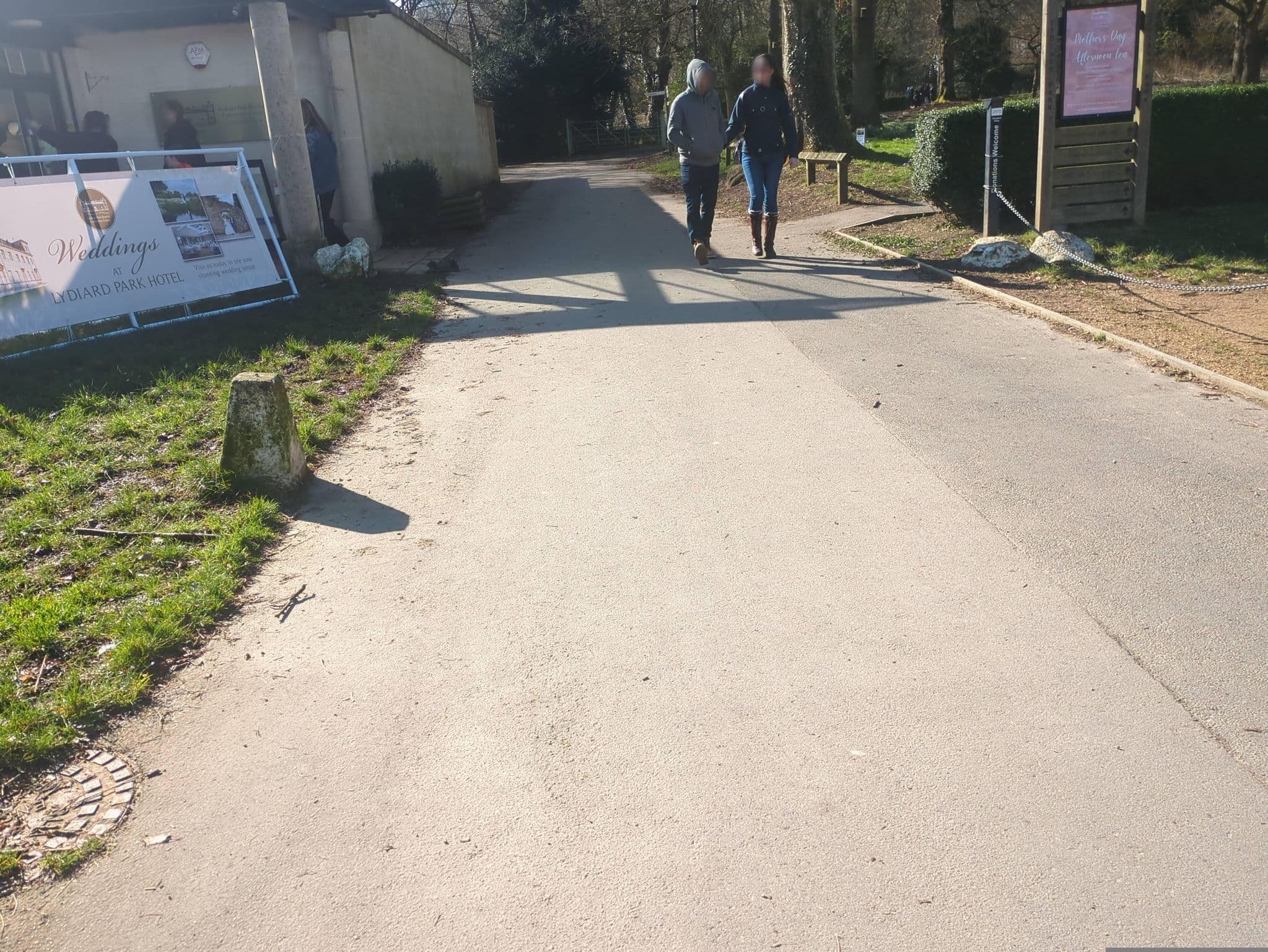 Street view near Lydiard Park Hotel & Conference Centre, Lydiard Millicent — © swinetown (CC BY-SA · Mapillary)