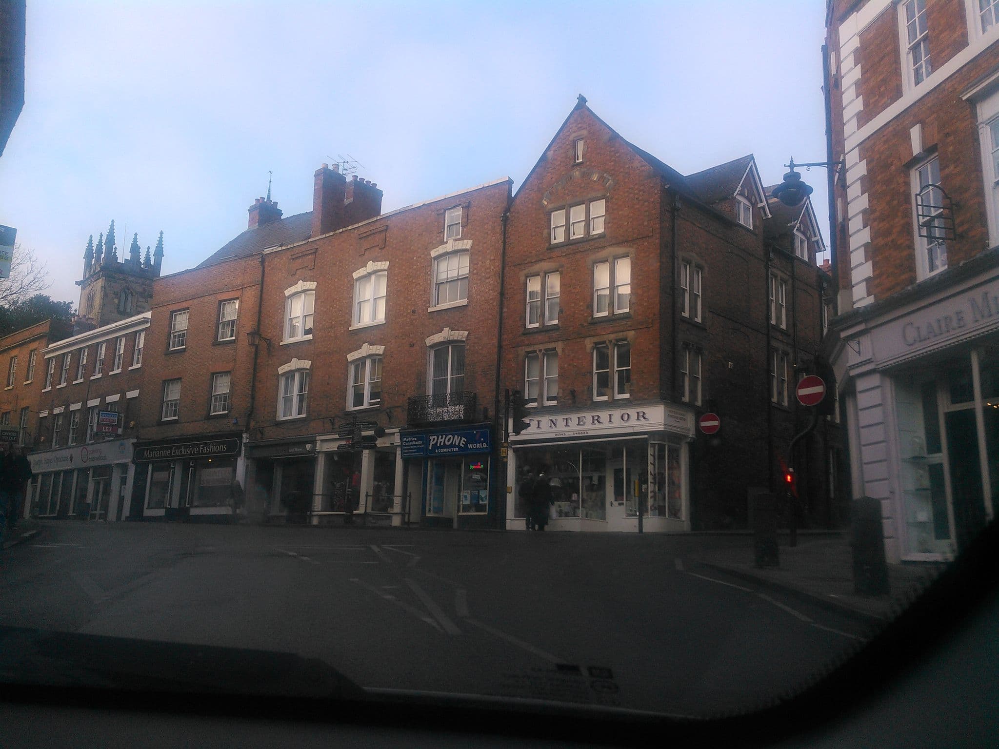 Street view near The Lion Hotel, Shrewsbury — © trigpoint (CC BY-SA · Mapillary)