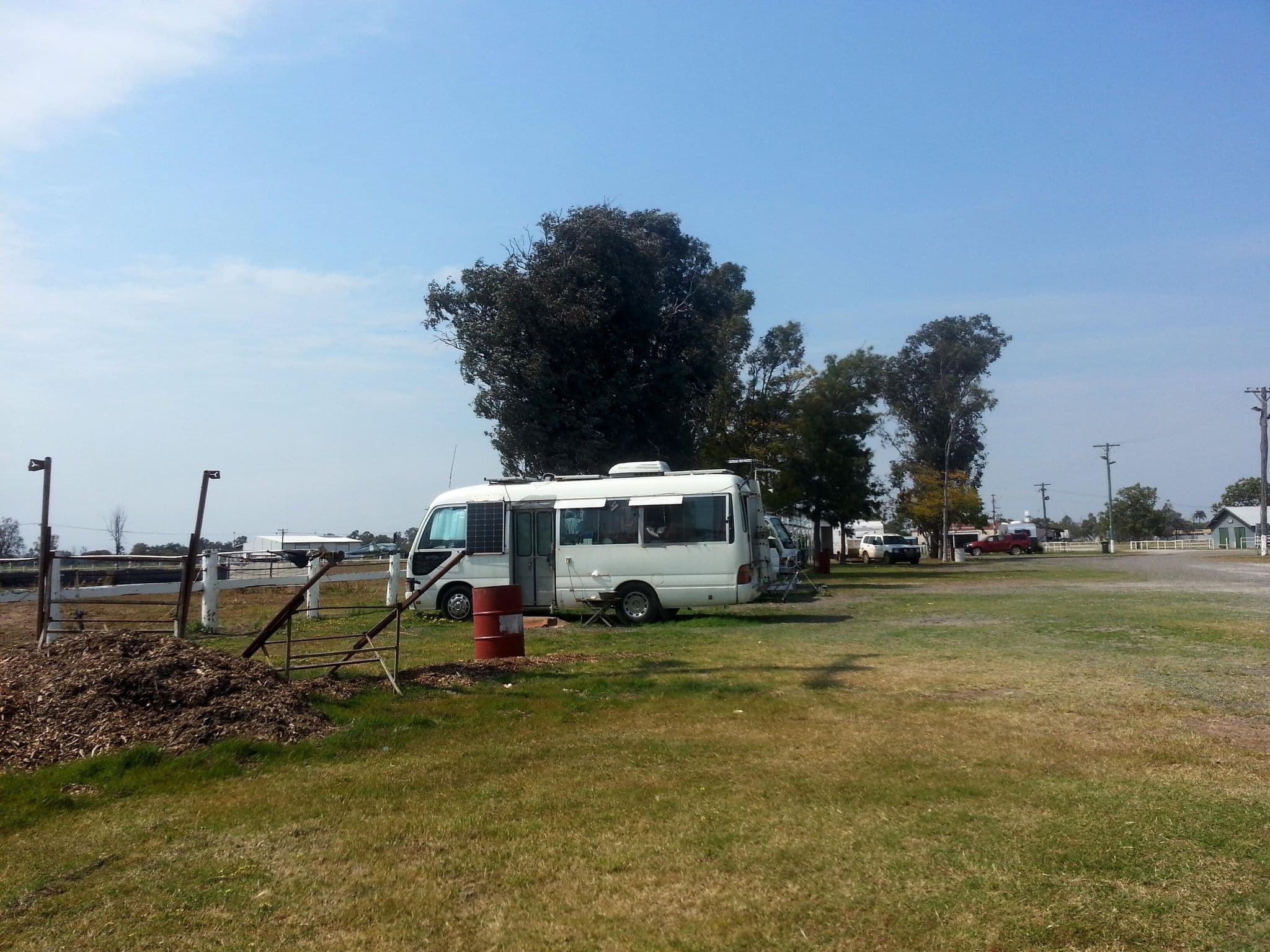 Street view near Wee Waa Showground, Wee Waa — © bob3bob3 (CC BY-SA · Mapillary)