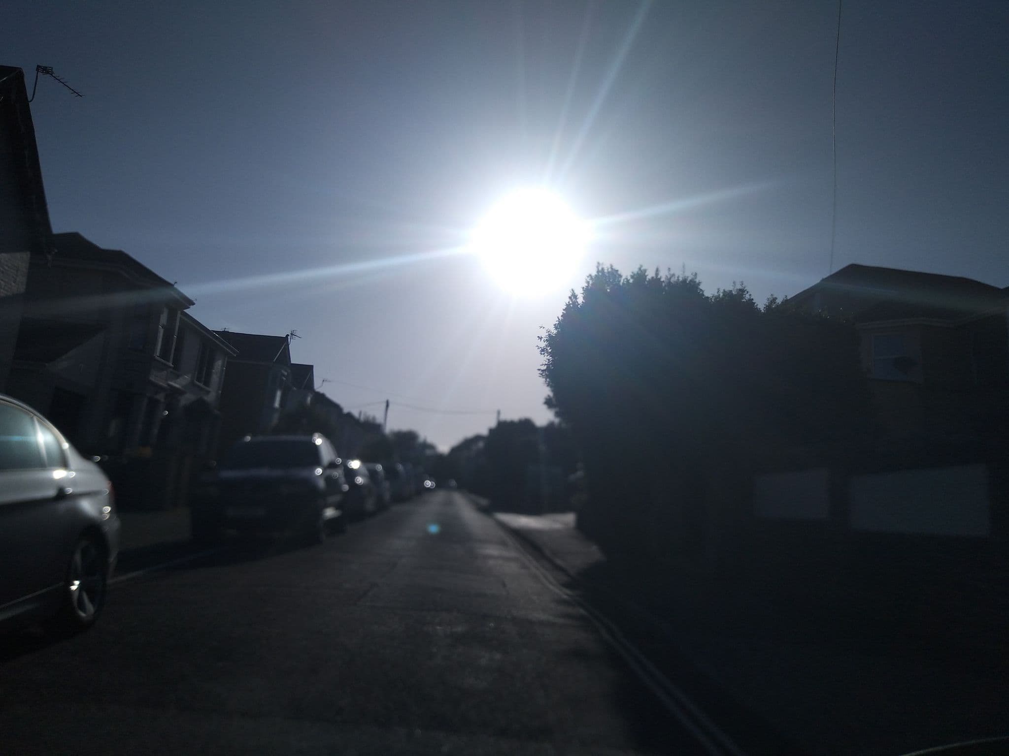Street view near The Avenue, Shanklin — © cjmalone (CC BY-SA · Mapillary)