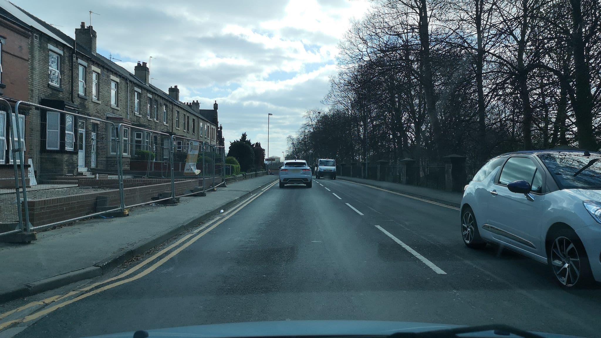 Street view near Stanley View Hotel & Guest House, Wakefield — © cuttlebug (CC BY-SA · Mapillary)