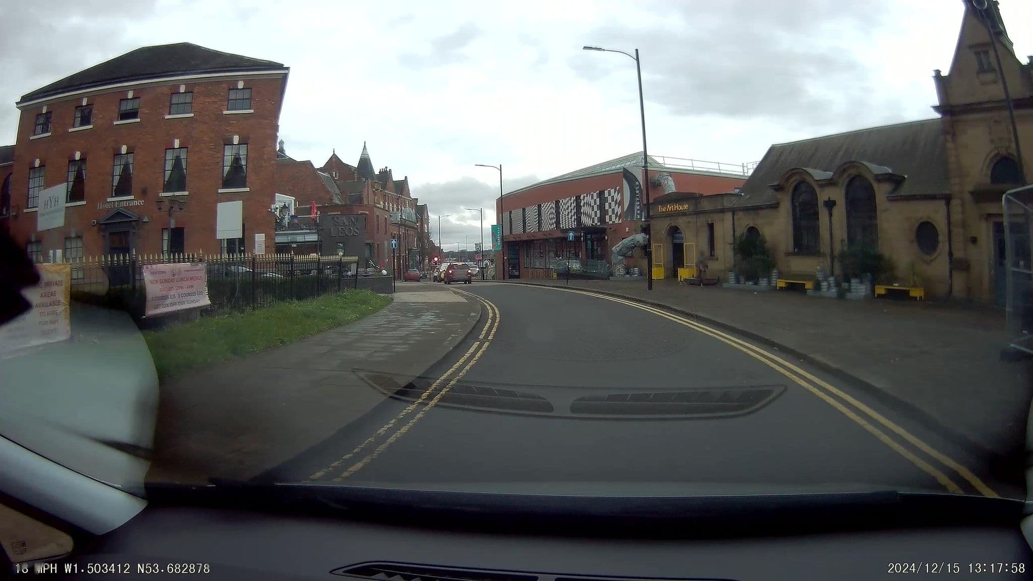 Street view near York House Hotel, Wakefield — © aidan573 (CC BY-SA · Mapillary)