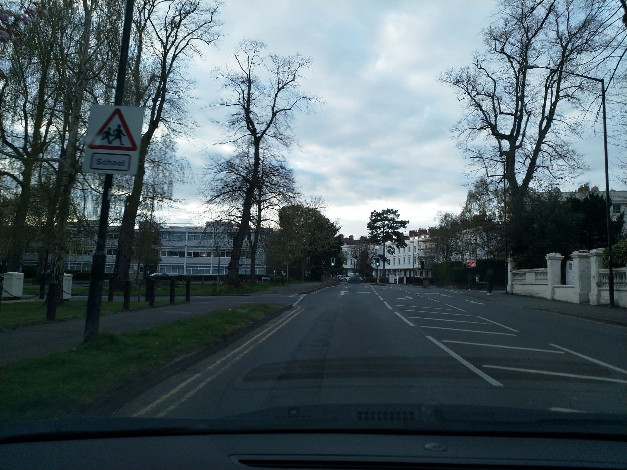 Street view near Episode Hotel, Royal Leamington Spa — © laye (CC BY-SA · Mapillary)