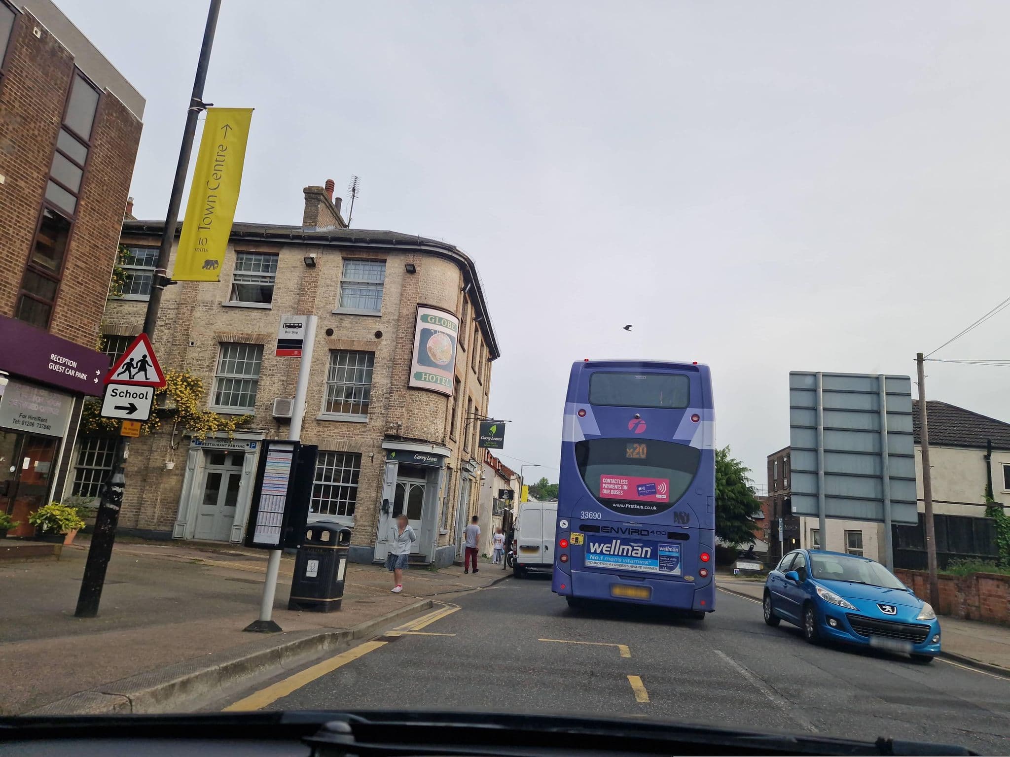 Street view near Globe Hotel, Colchester — © edloach (CC BY-SA · Mapillary)