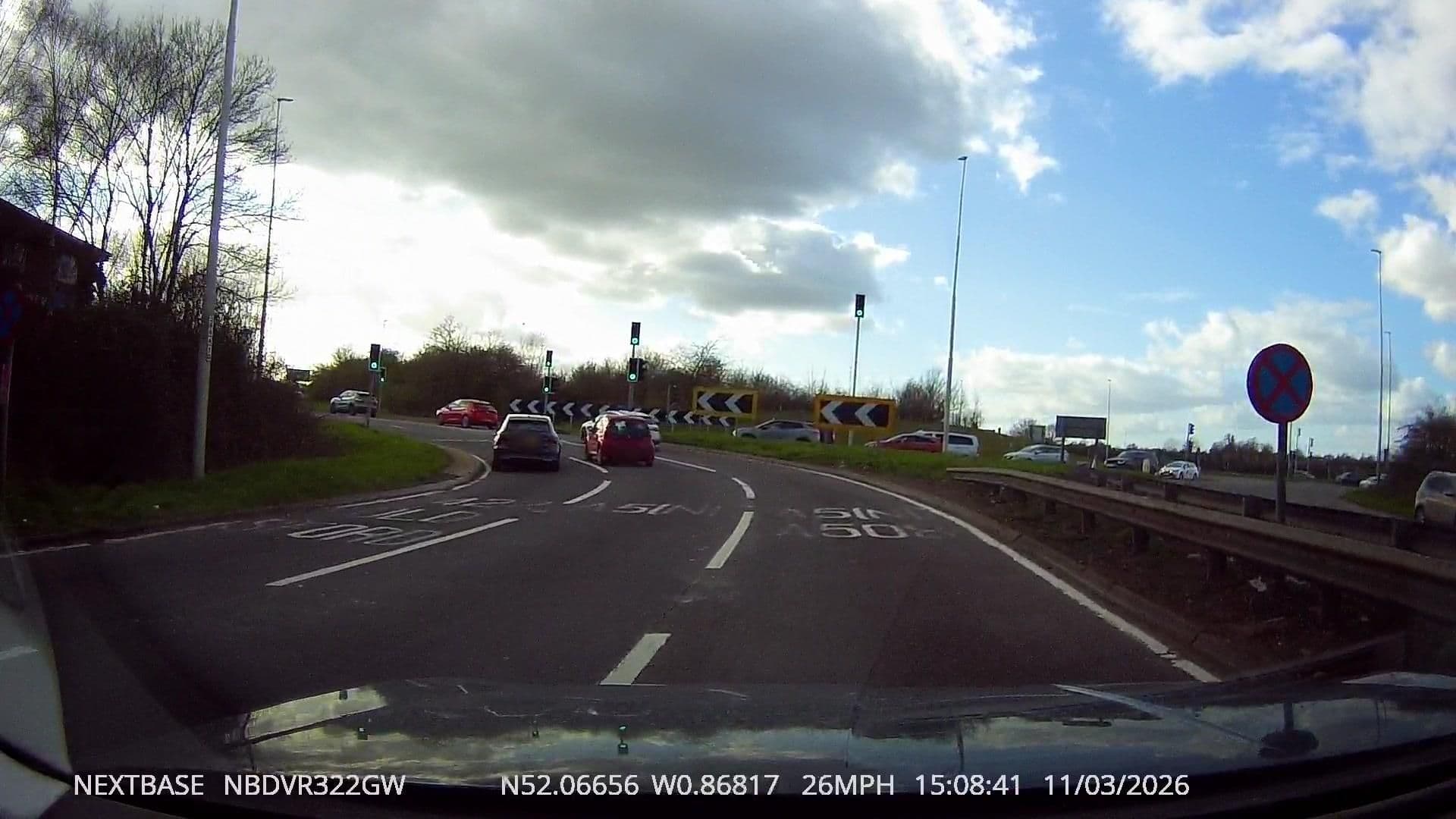Street view near Travelodge Milton Keynes Old Stratford, Deanshanger — © tallguy (CC BY-SA · Mapillary)