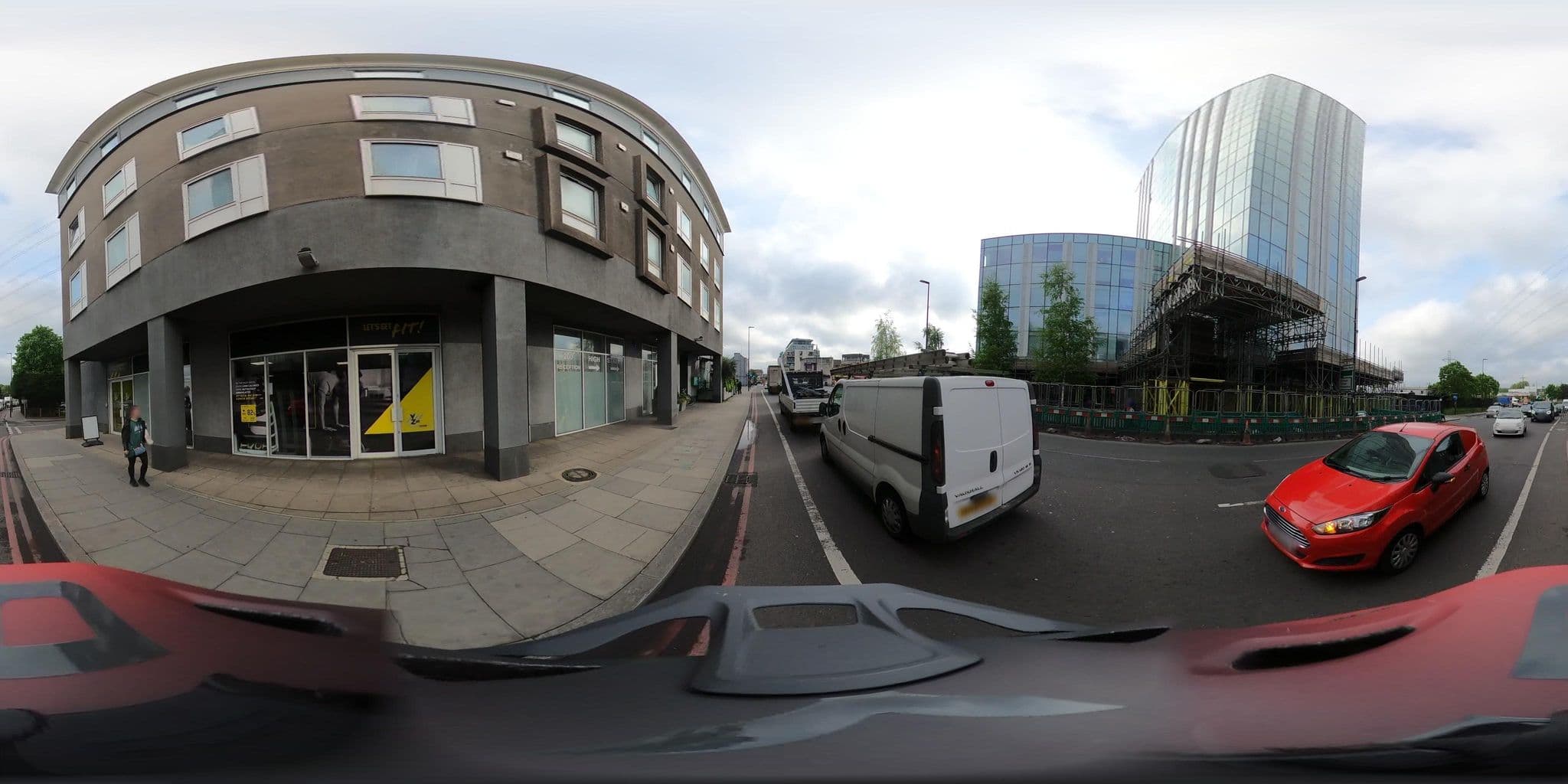 Street view near Holiday Inn Express, Tooting — © cueditsmaps (CC BY-SA · Mapillary)