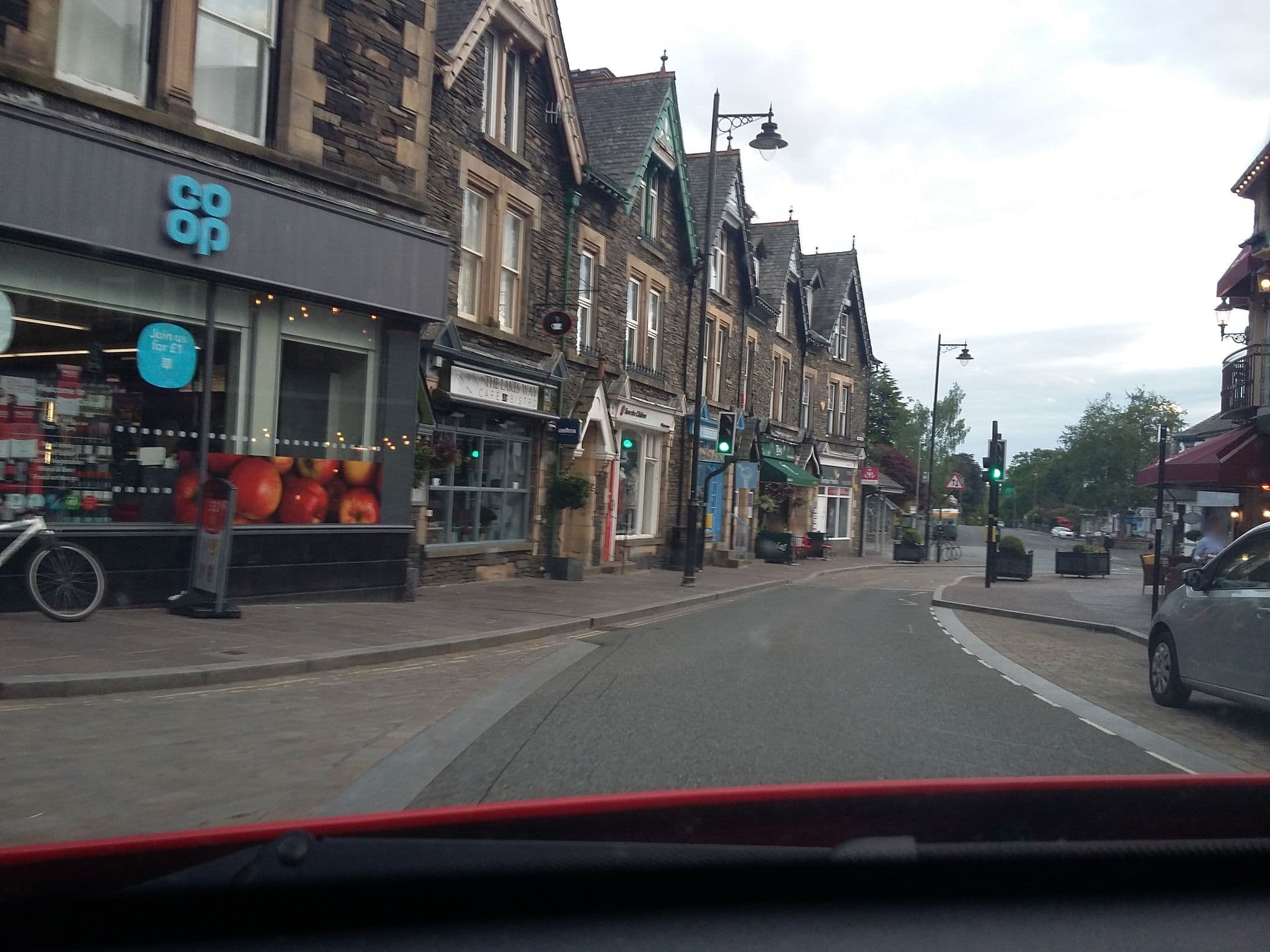 Street view near Woodland Park, Windermere — © lakedistrict (CC BY-SA · Mapillary)