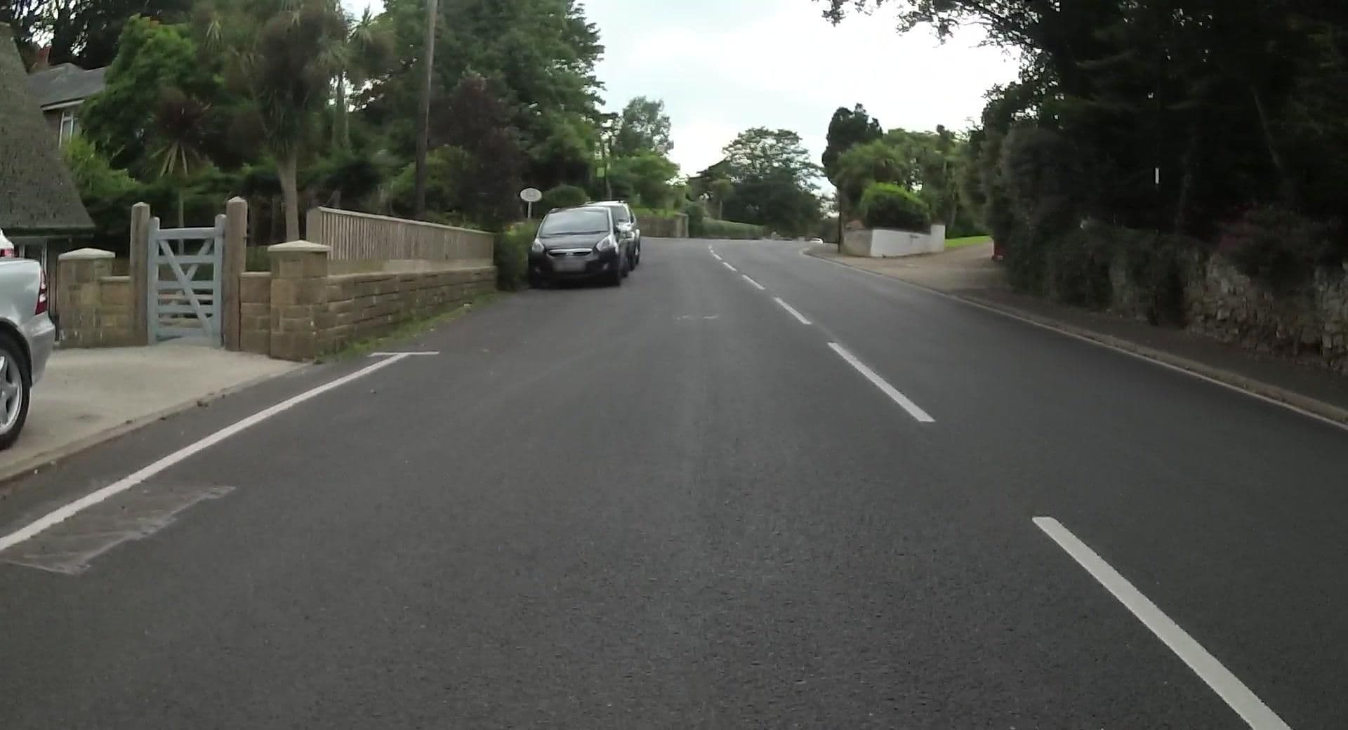 Street view near Manser B&B, Ventnor — © jpennycook (CC BY-SA · Mapillary)