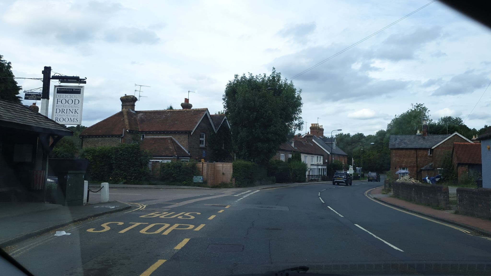 Street view near Brambletye Hotel, Forest Row — © jamesa60 (CC BY-SA · Mapillary)