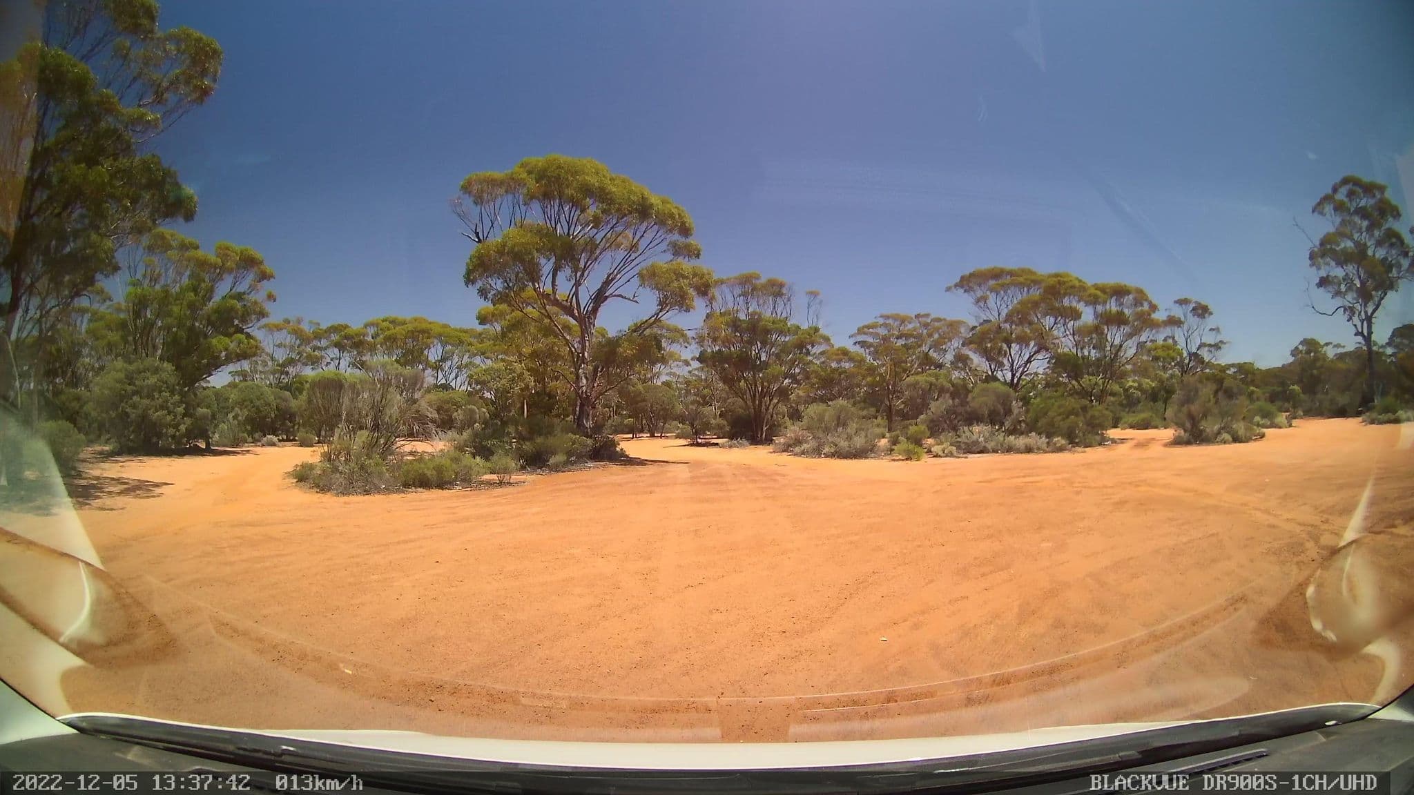 Street view near Yerdani Well, West Lamington — © bob3bob3 (CC BY-SA · Mapillary)