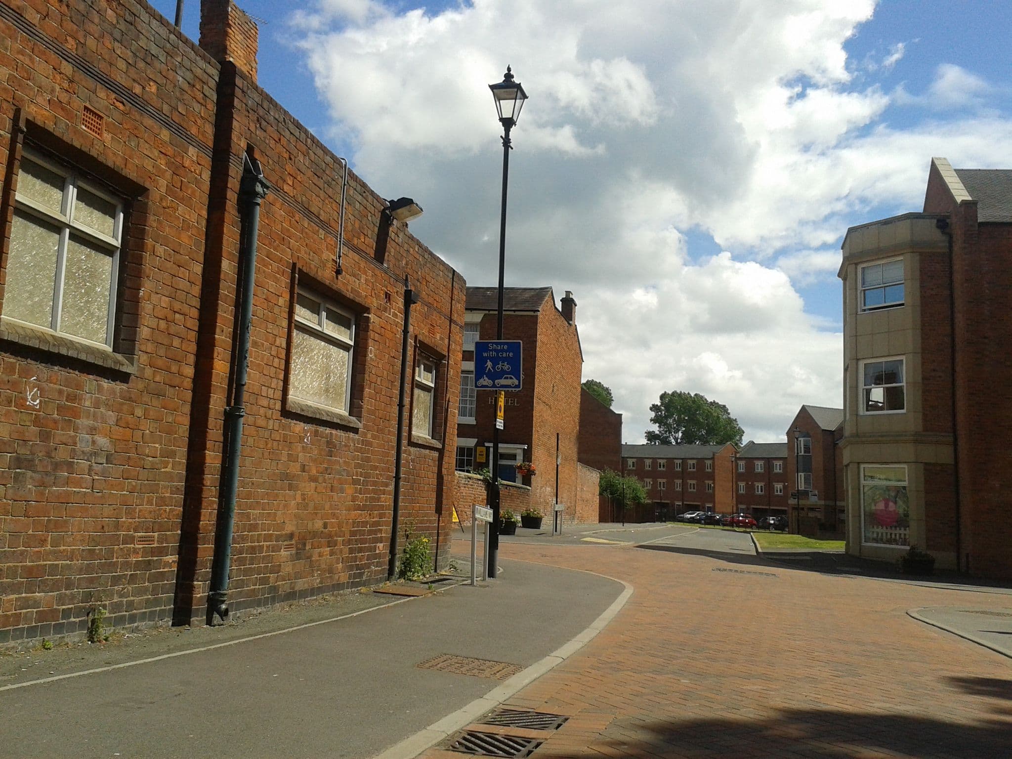 Street view near Darwin's Town House, Shrewsbury — © cyclestreets (CC BY-SA · Mapillary)