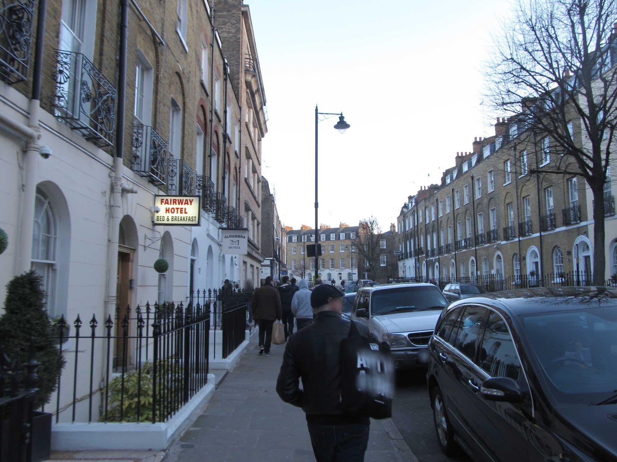 Street view near Fairway Hotel, King's Cross — © sk53 (CC BY-SA · Mapillary)