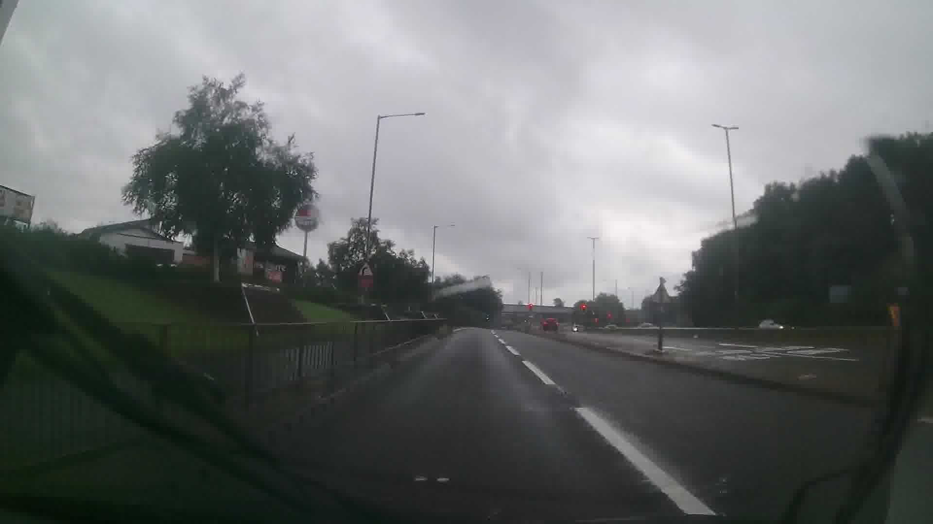 Street view near Premier Inn, Widnes — © trigpoint (CC BY-SA · Mapillary)