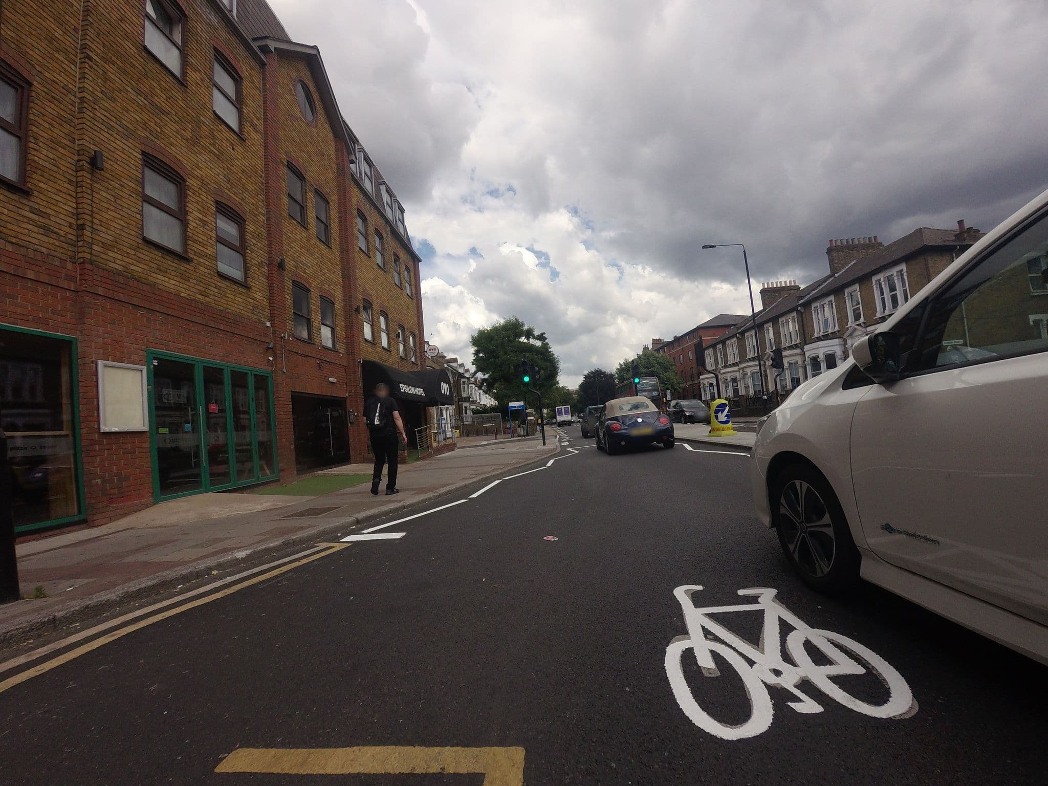 Street view near OYO Epsilon Hotel, Stratford — © rskedgell (CC BY-SA · Mapillary)