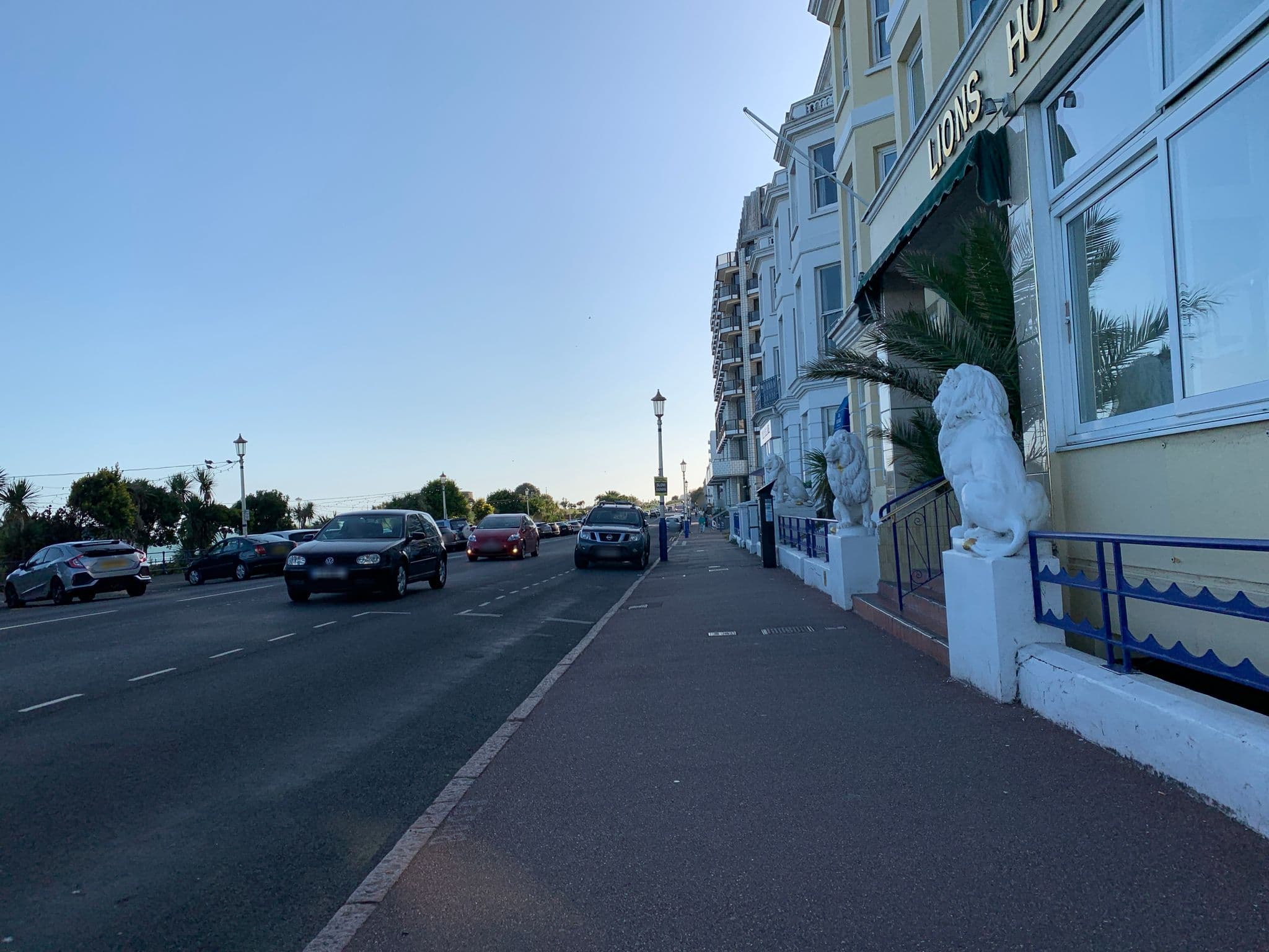 Street view near Diamond Hotel, Eastbourne — © egorka (CC BY-SA · Mapillary)