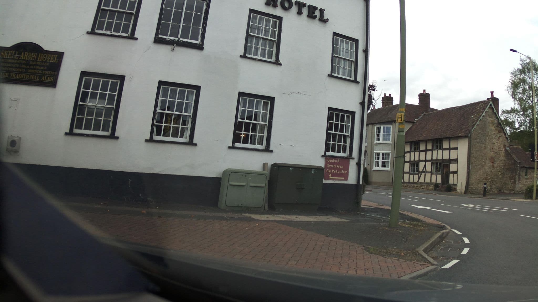 Street view near The Gaskell Arms Hotel, Much Wenlock — © southglos (CC BY-SA · Mapillary)