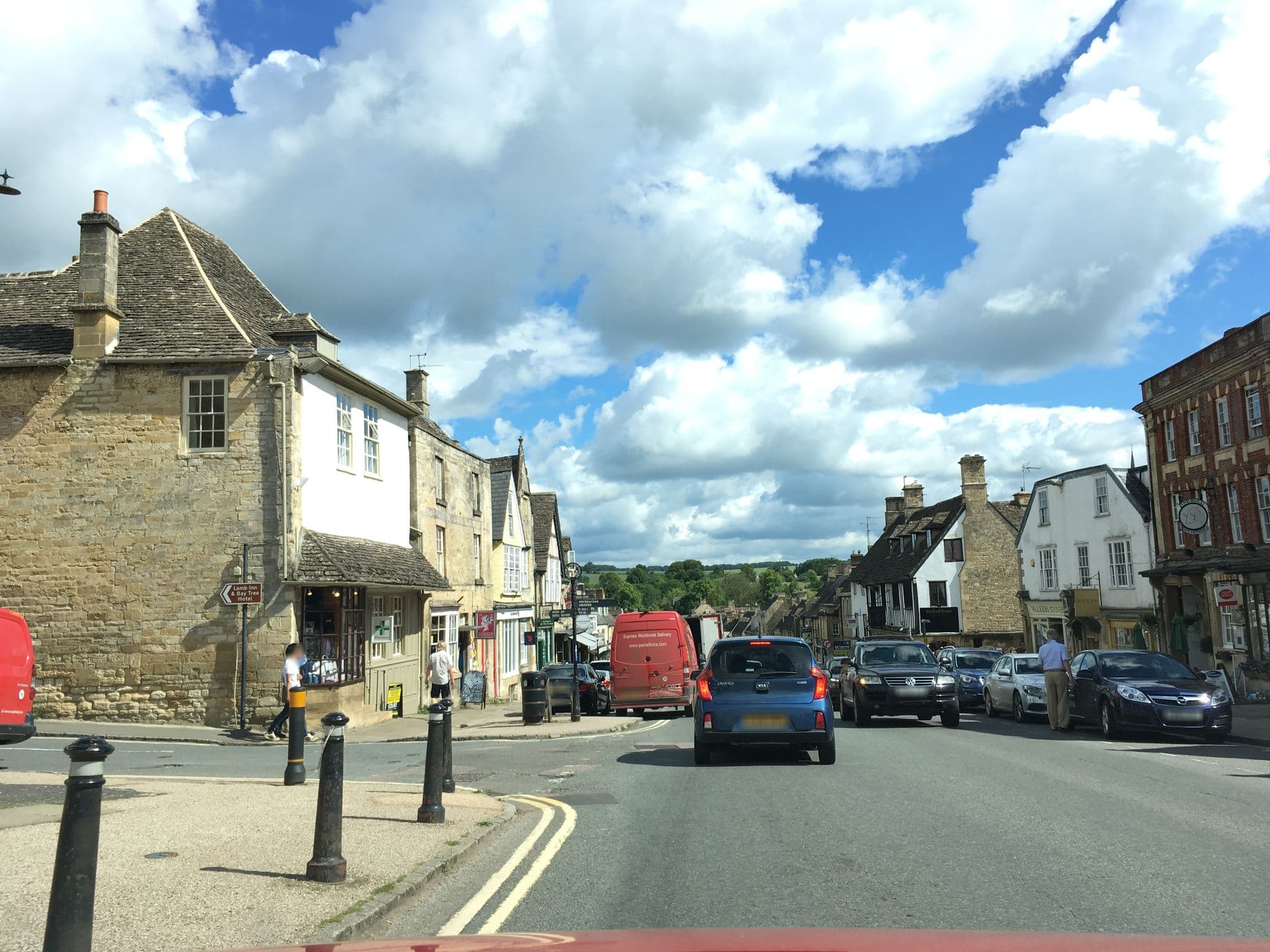 Street view near Highway Burford, Burford — © southglos (CC BY-SA · Mapillary)
