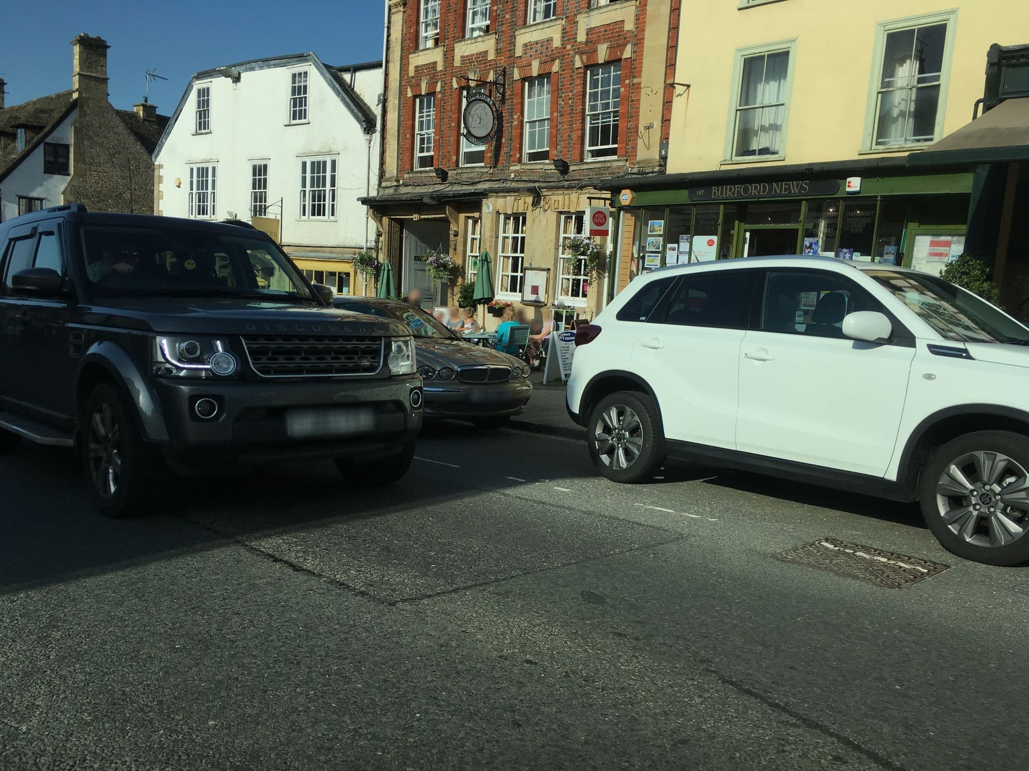 Street view near Bull, Burford — © southglos (CC BY-SA · Mapillary)